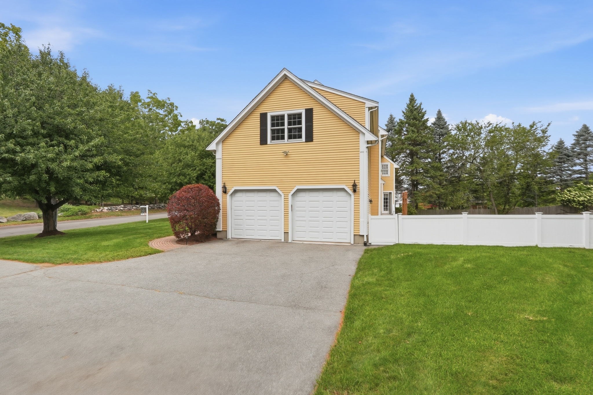 154 Old Spring St Property Photo 40