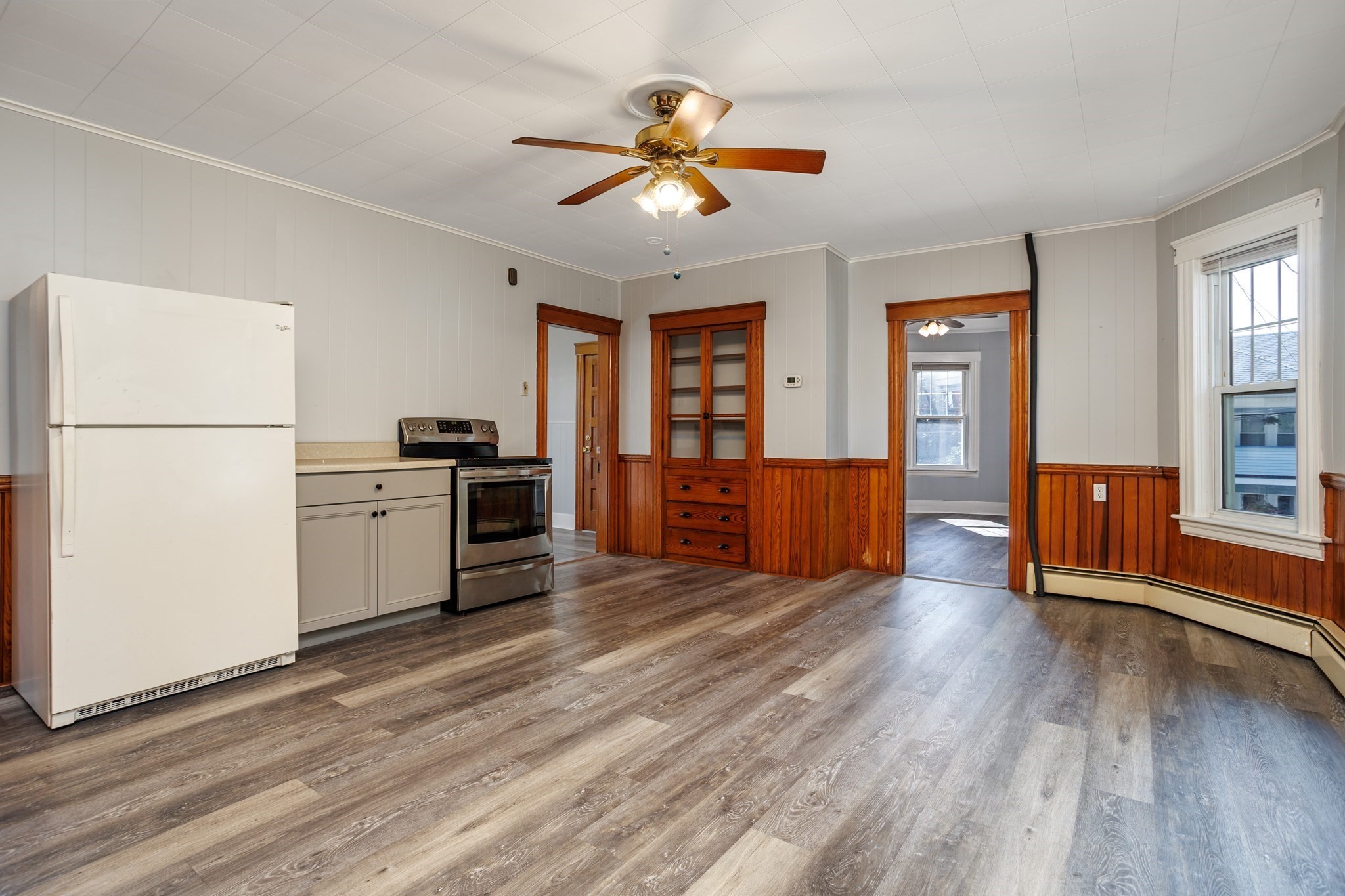 193 Logan St Property Photo 7