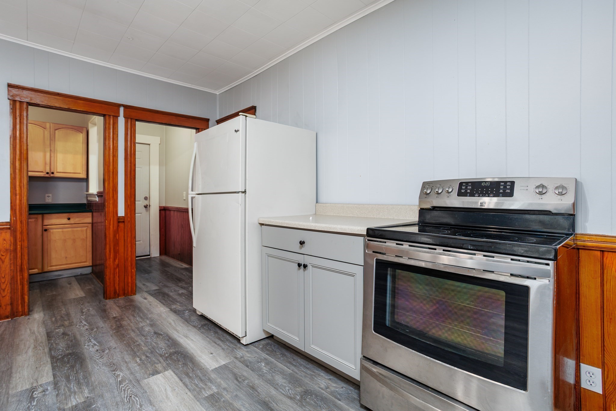193 Logan St Property Photo 10