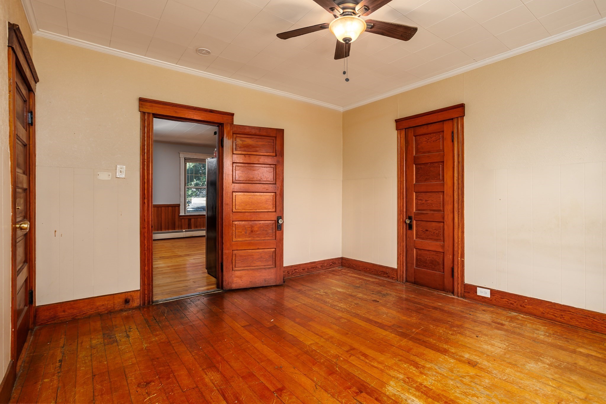 193 Logan St Property Photo 28