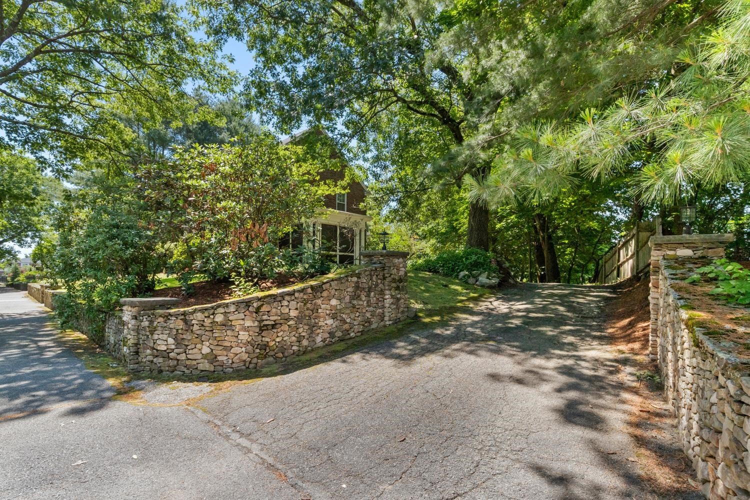 114 South Border Road Property Photo 35
