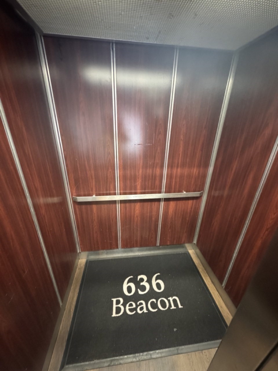 636 Beacon St # 404 Property Photo 19