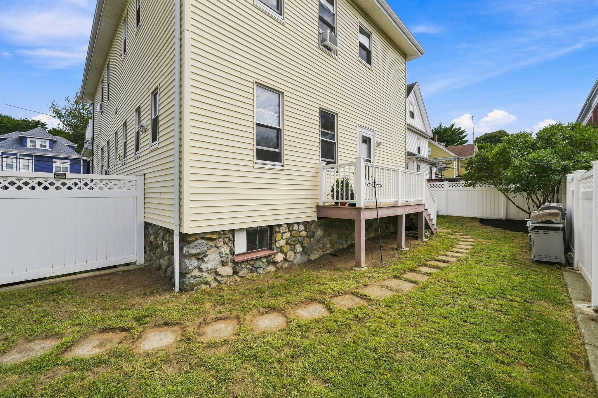 17 Linden Rd Property Photo 31