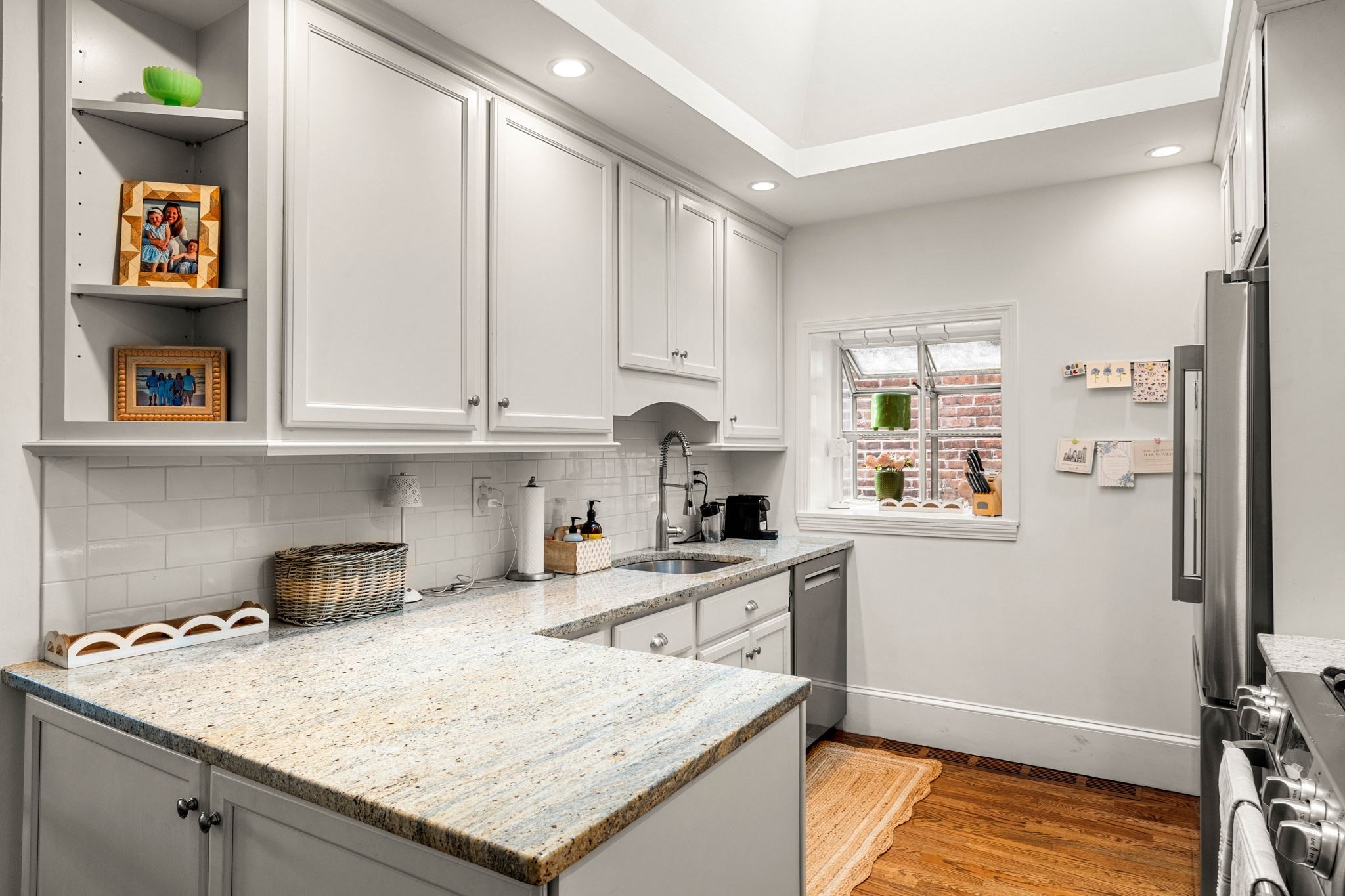 198 Saint Botolph St # 9 Property Photo 4