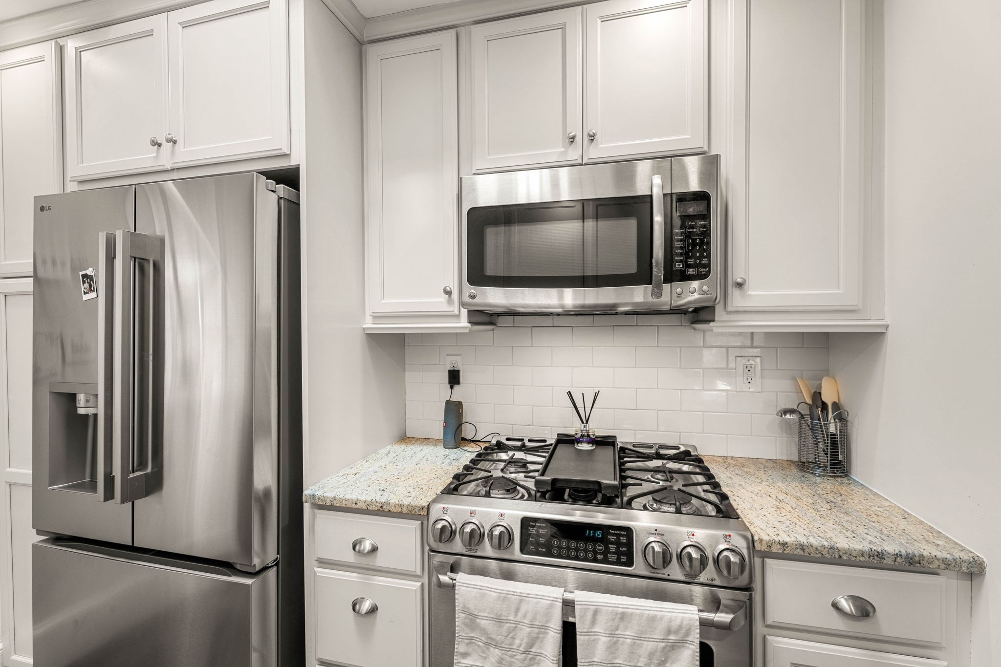 198 Saint Botolph St # 9 Property Photo 5