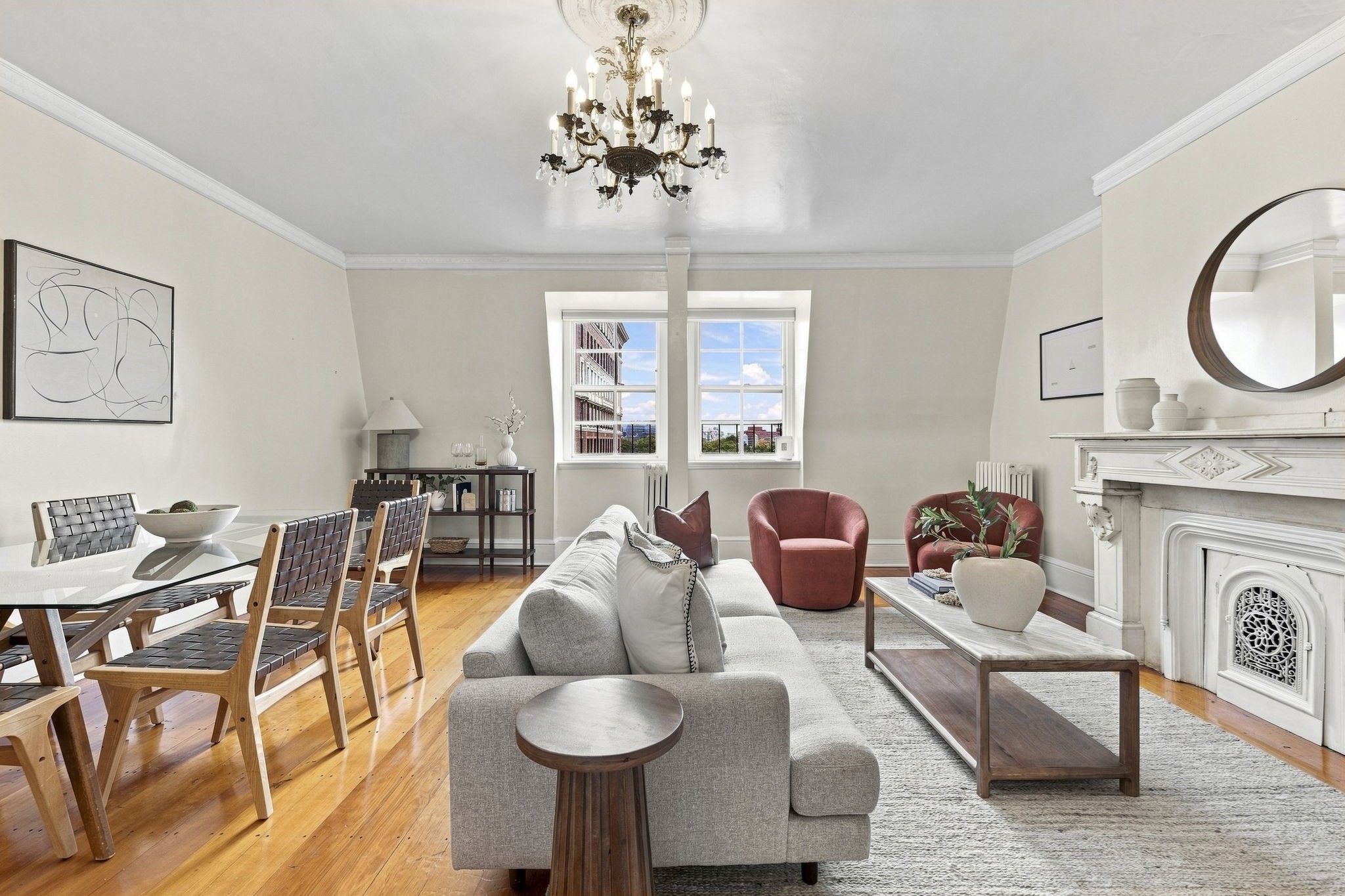 105 Beacon St. Property Photo 1