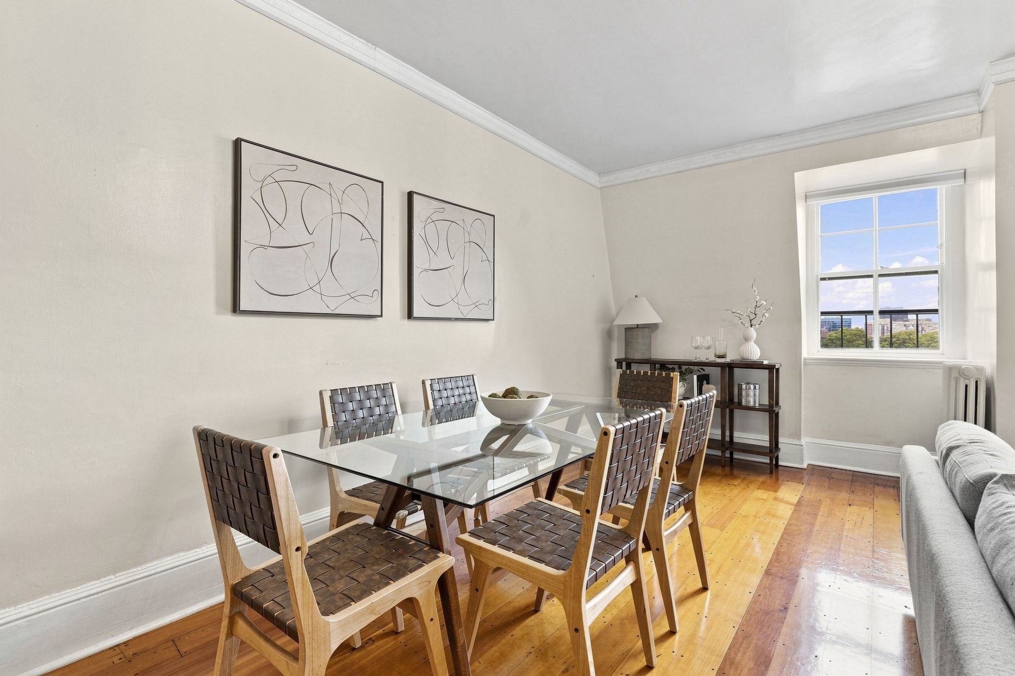 105 Beacon St. Property Photo 4