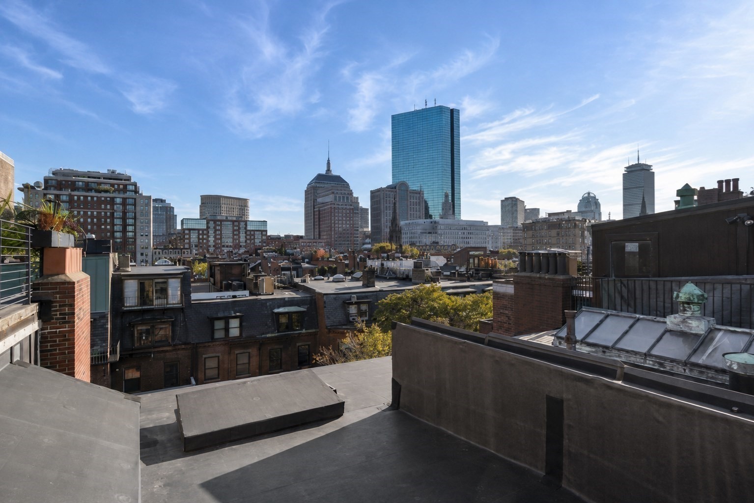 105 Beacon St. Property Photo 8