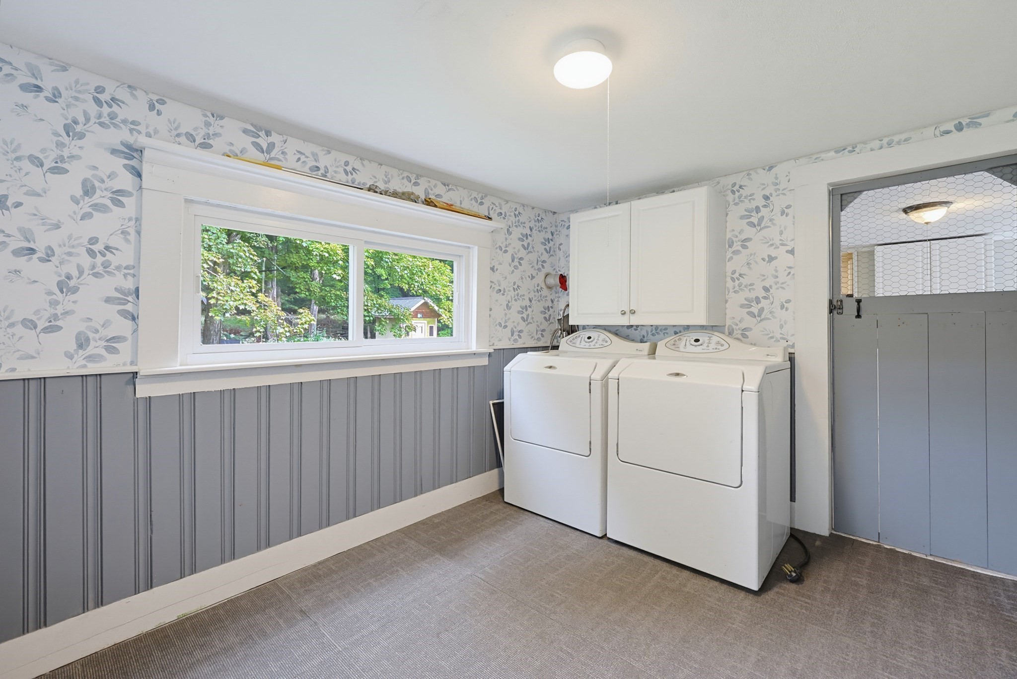 1 Jewell Hill Rd Property Photo 15