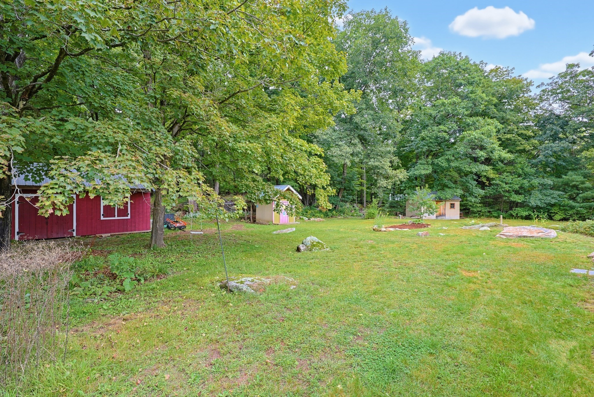 1 Jewell Hill Rd Property Photo 27