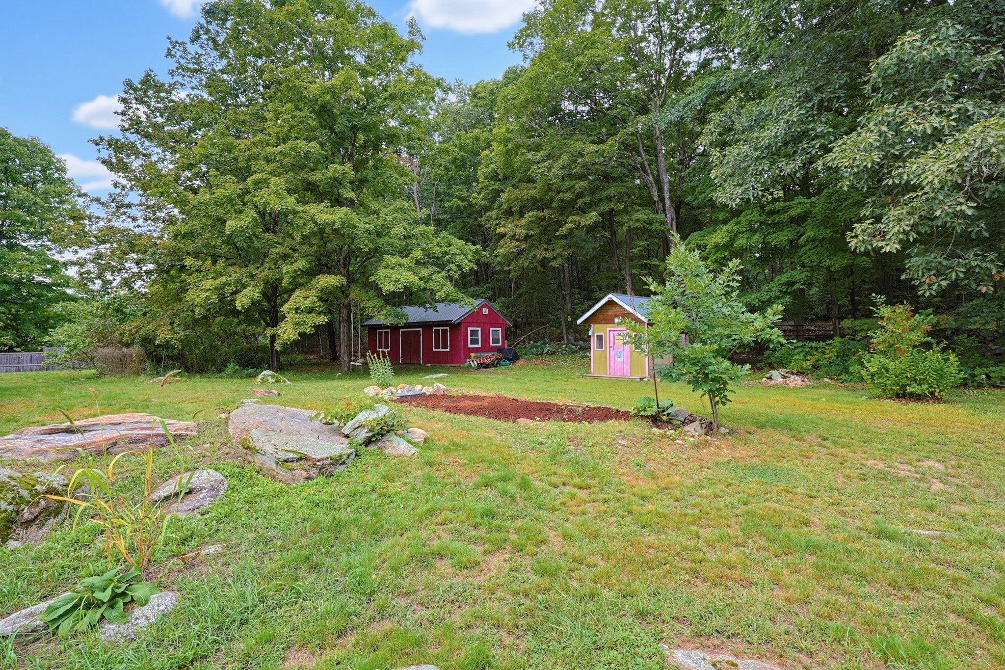 1 Jewell Hill Rd Property Photo 28