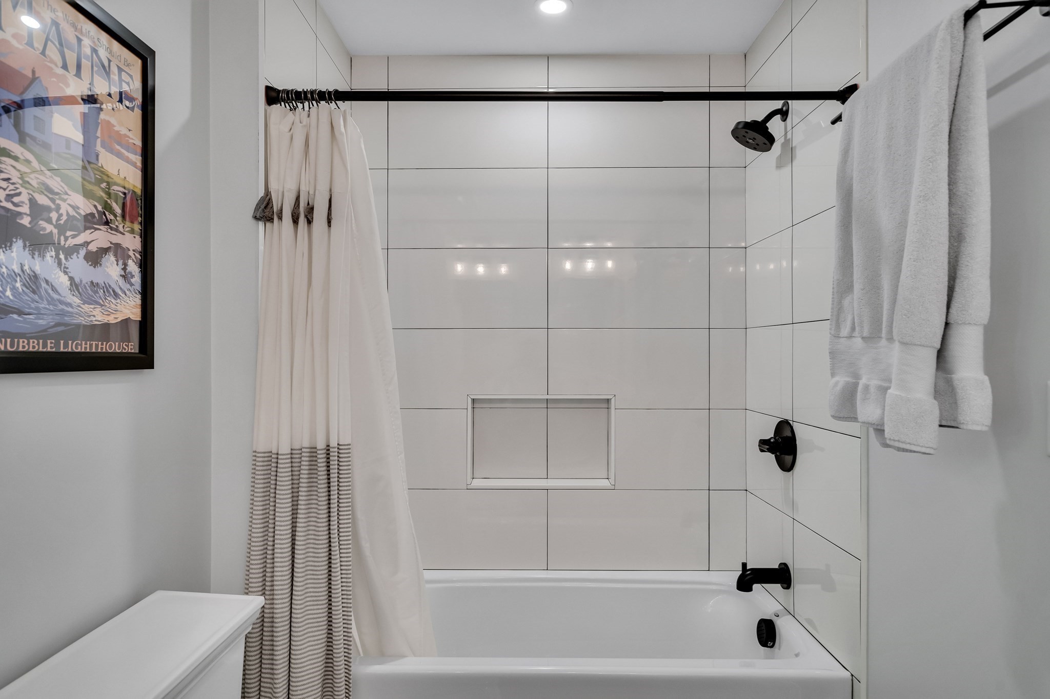 409 Crafts Street Property Photo 24