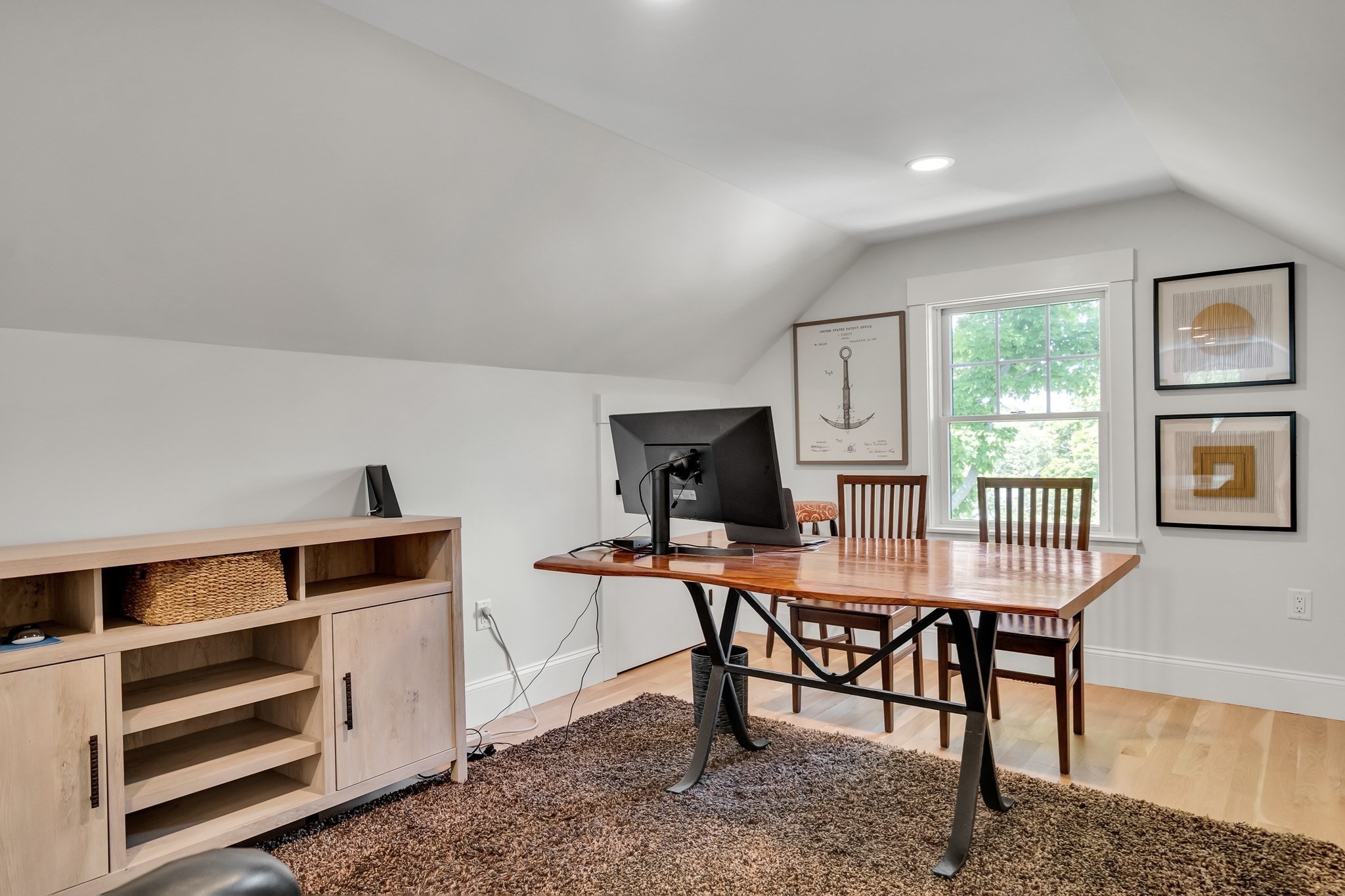 409 Crafts Street Property Photo 27