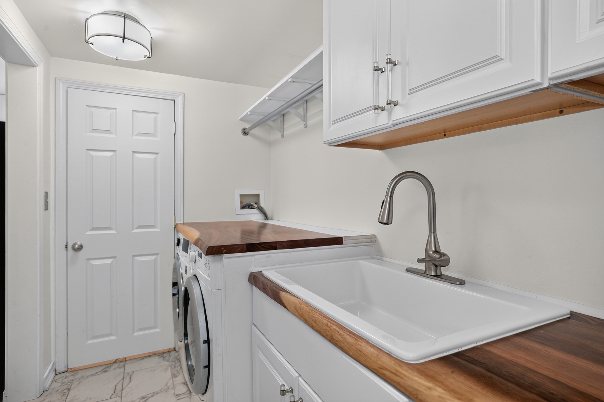 56 Agassiz Ave Property Photo 12