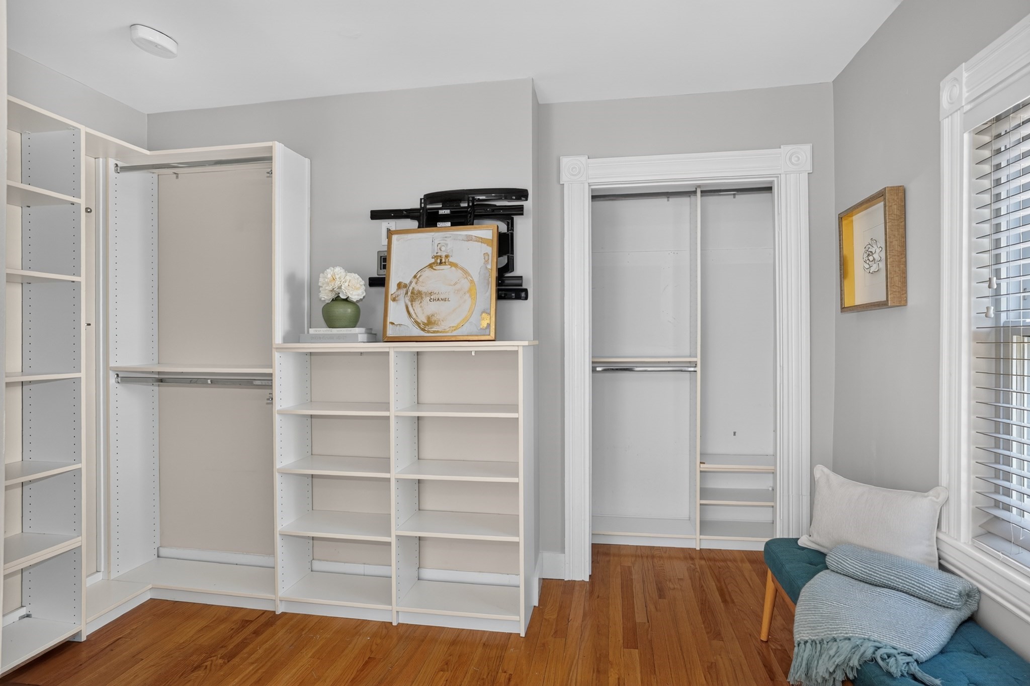 56 Agassiz Ave Property Photo 23