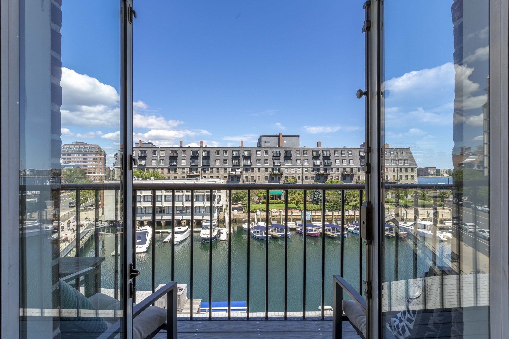 33 Commercial Wharf # 42 Property Photo 1
