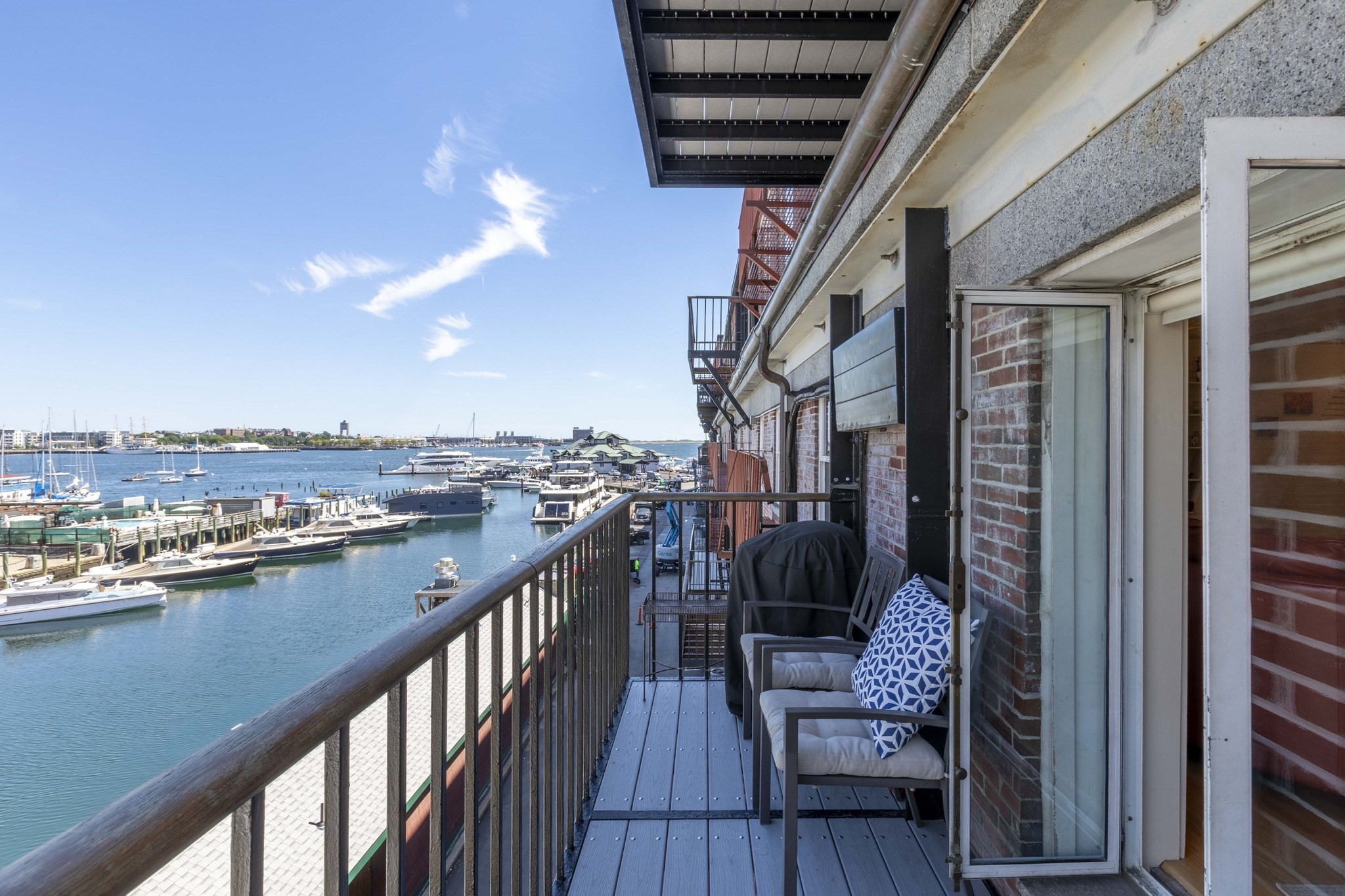33 Commercial Wharf # 42 Property Photo 2