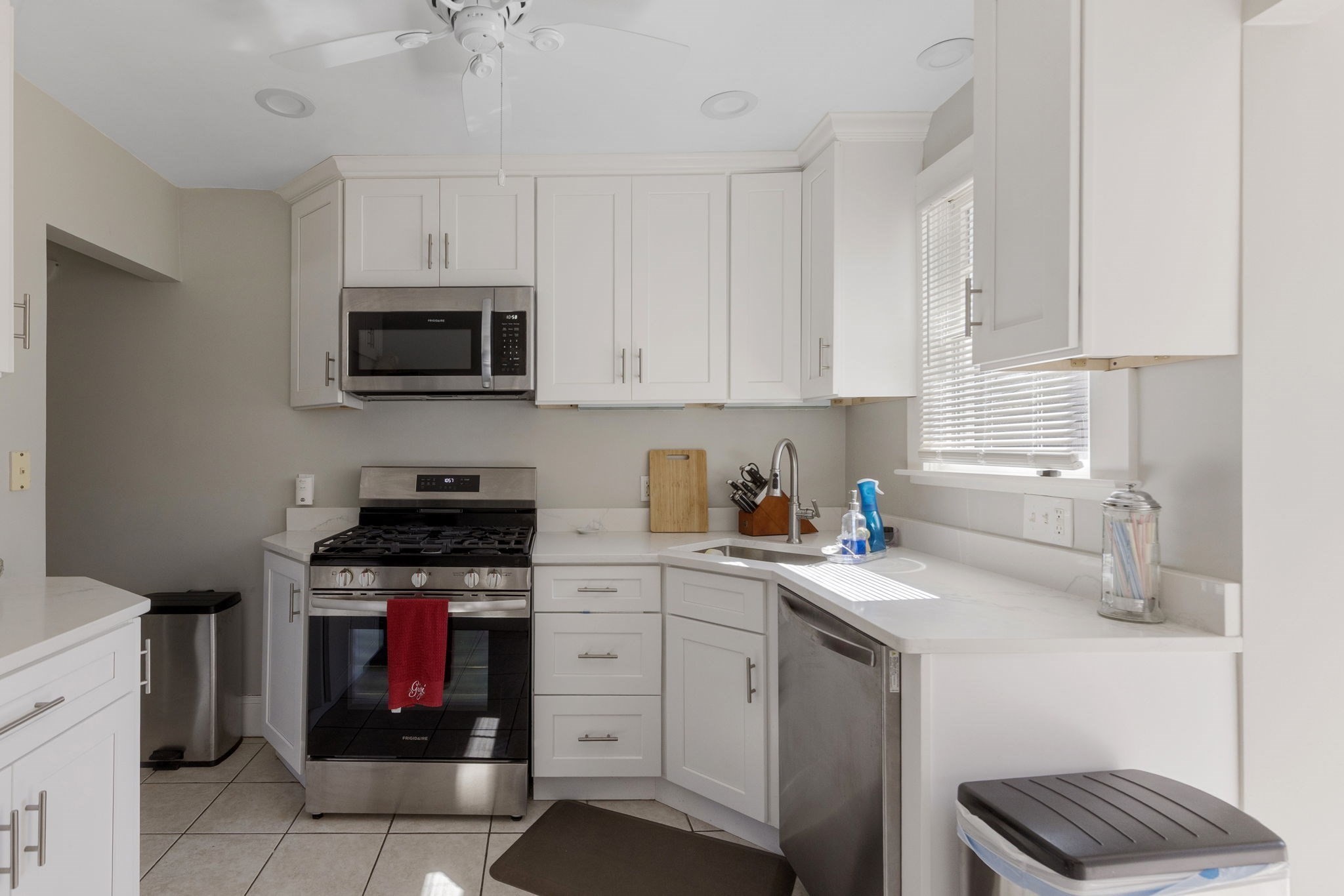 428 Boylston St Property Photo 3