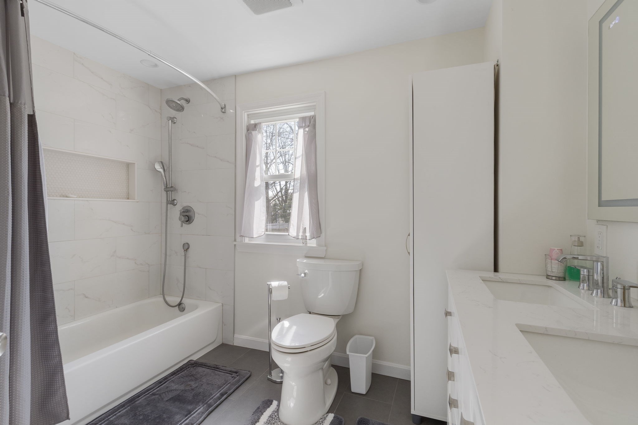 428 Boylston St Property Photo 15