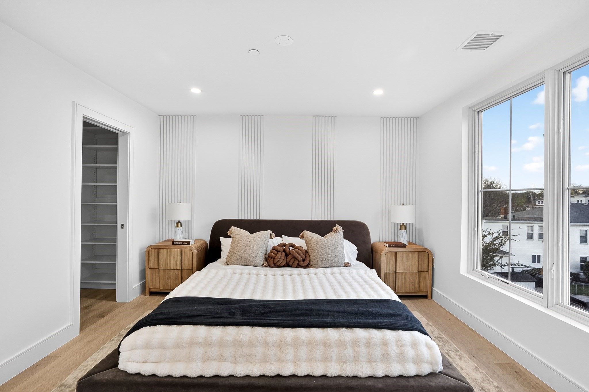 17 Jewett Place # 2 Property Photo 14