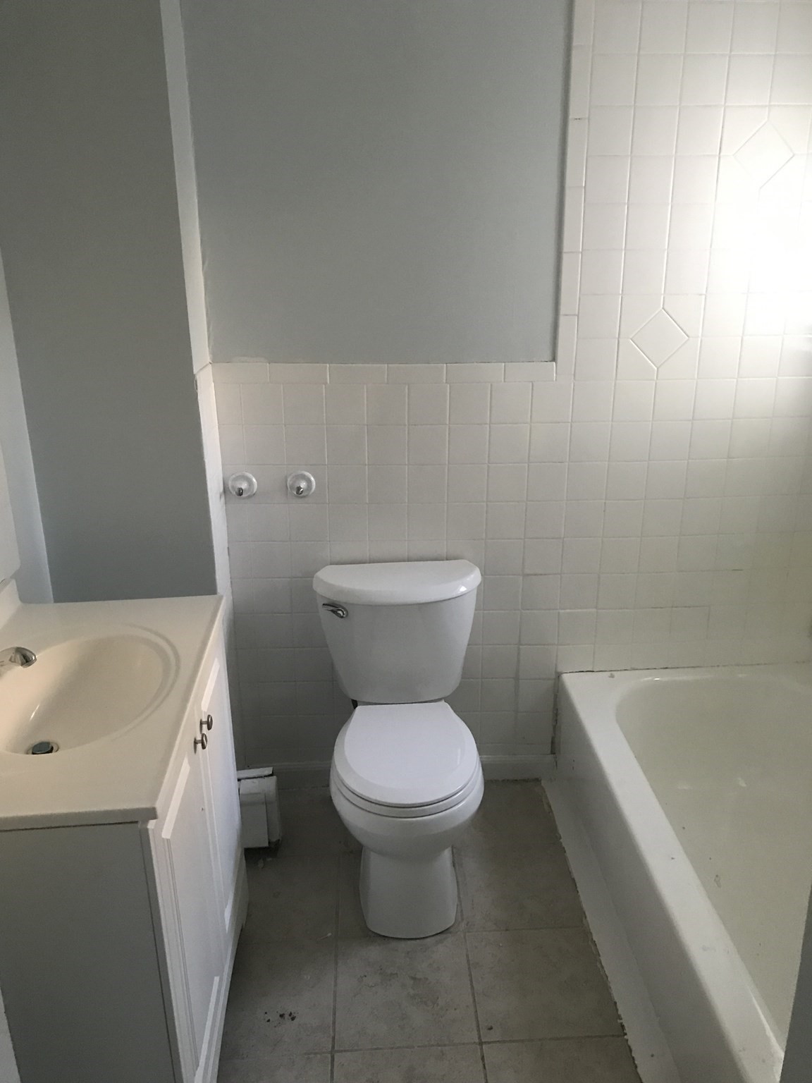806 Warren Ave # 1 Property Photo 8