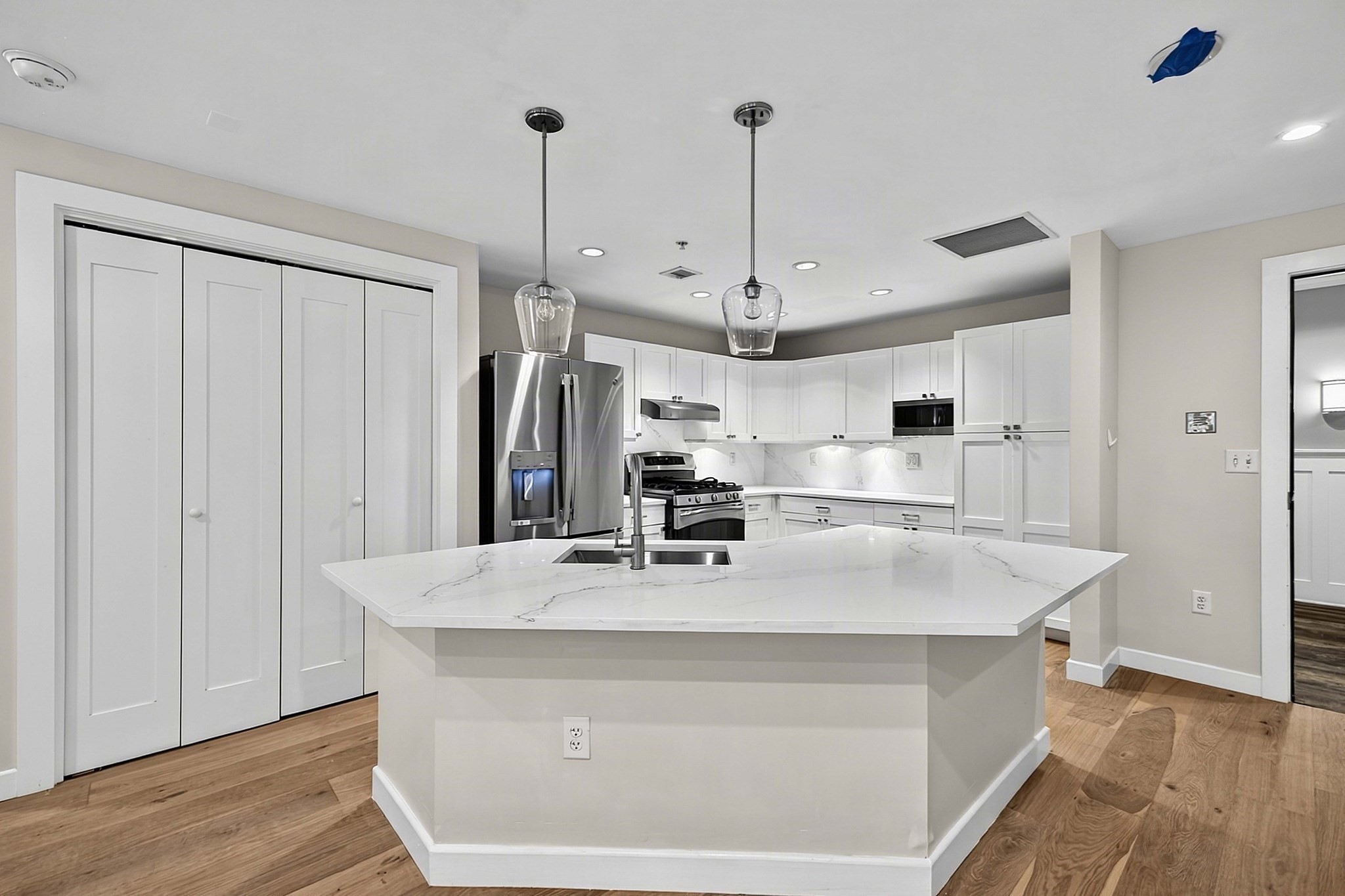 132 Chief Justice Cushing Hwy # 213 Property Photo 2