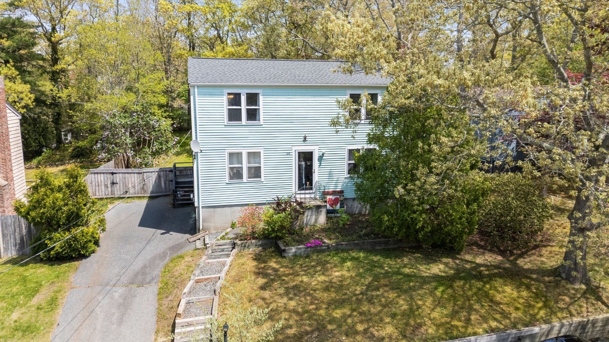64 Winthrop Rd Property Photo 2