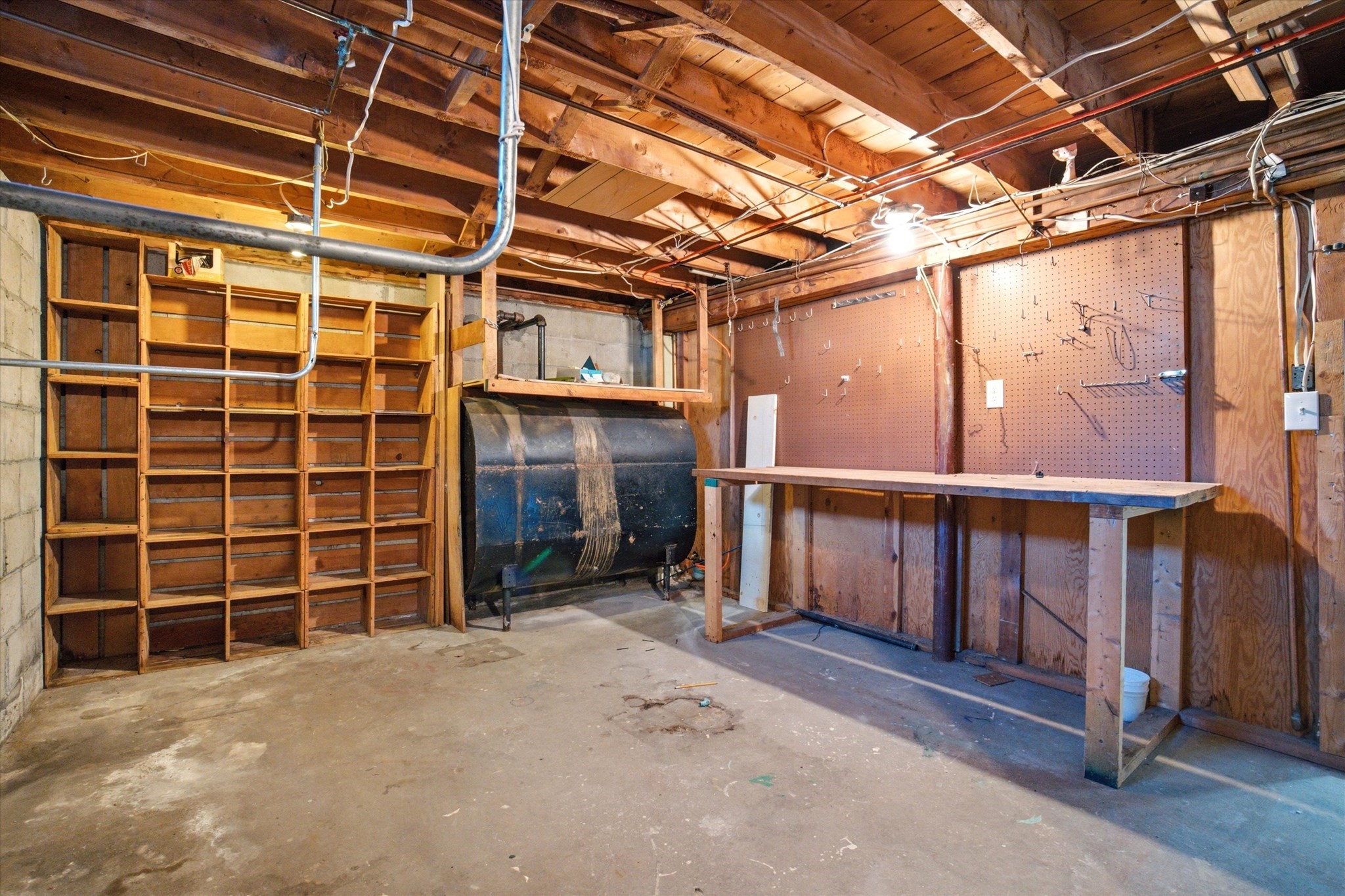 6 Pleasant St Property Photo 24