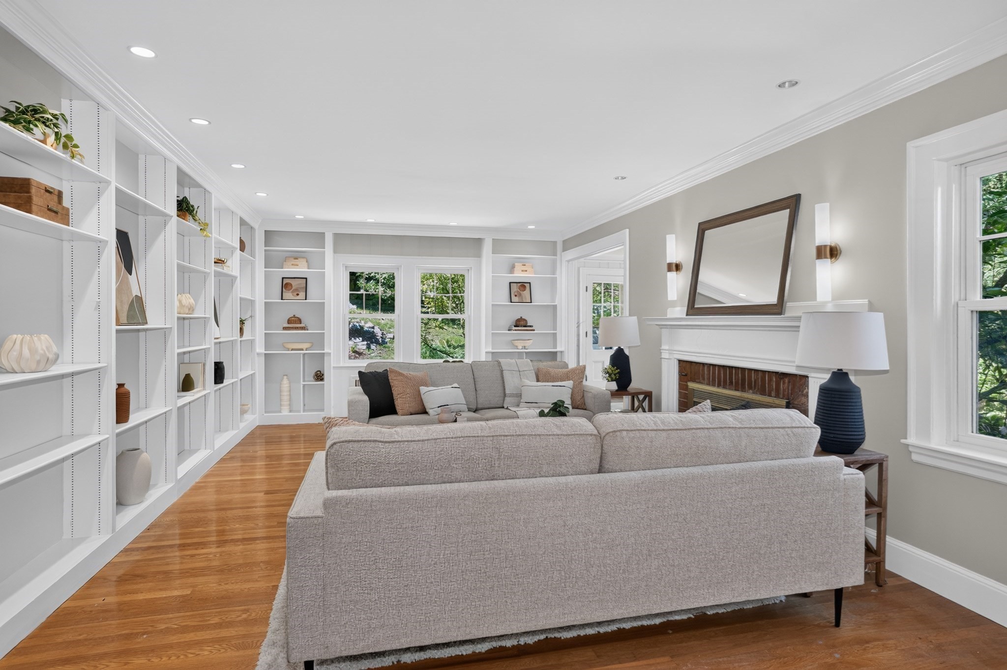 54 Elizabeth Rd Property Photo 6