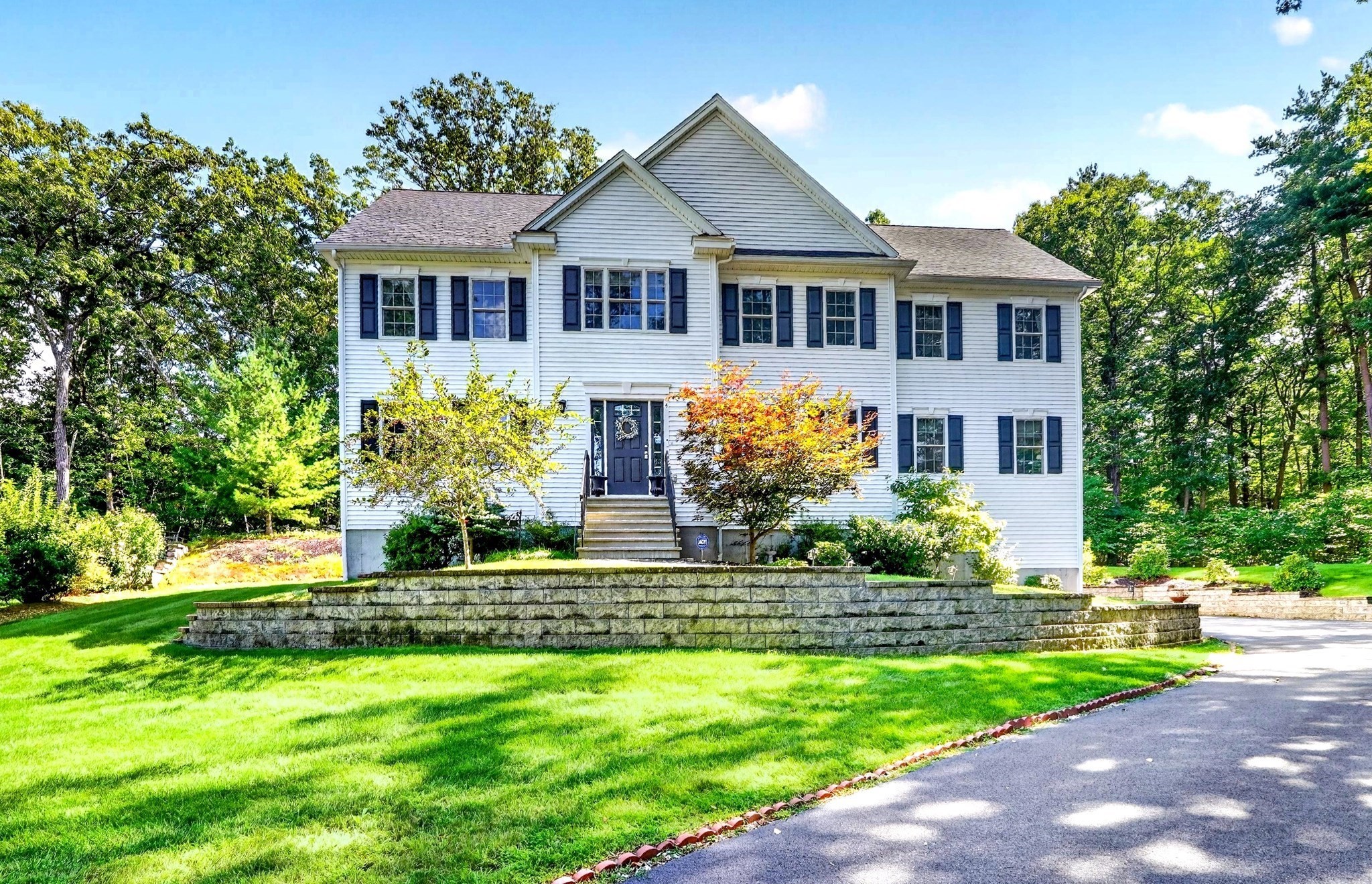 4 Murray Hill Circle