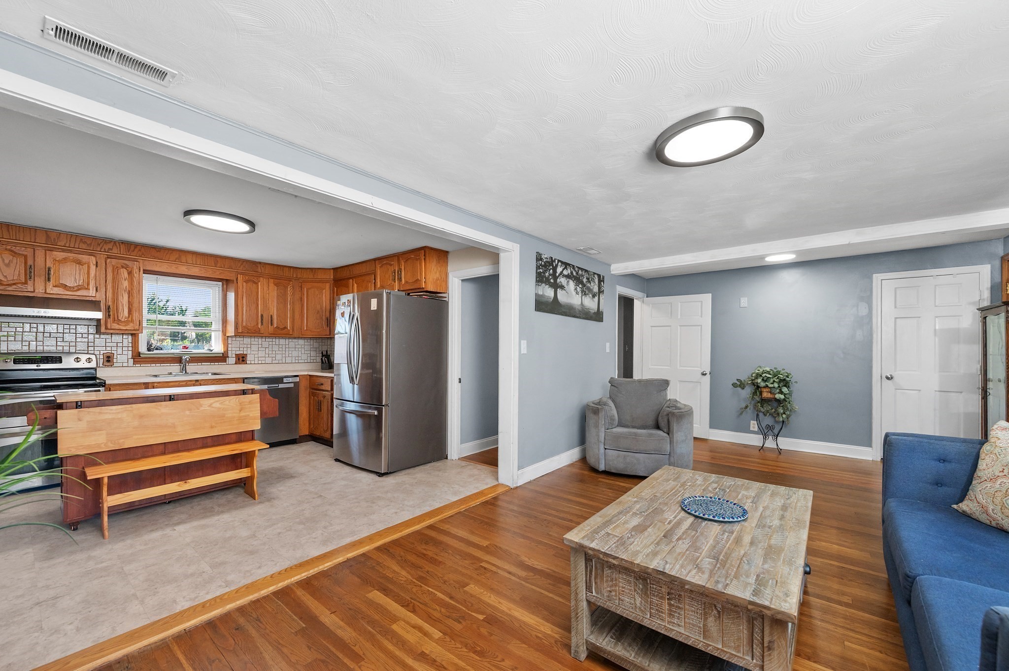 9 Fosters Ln Property Photo 6