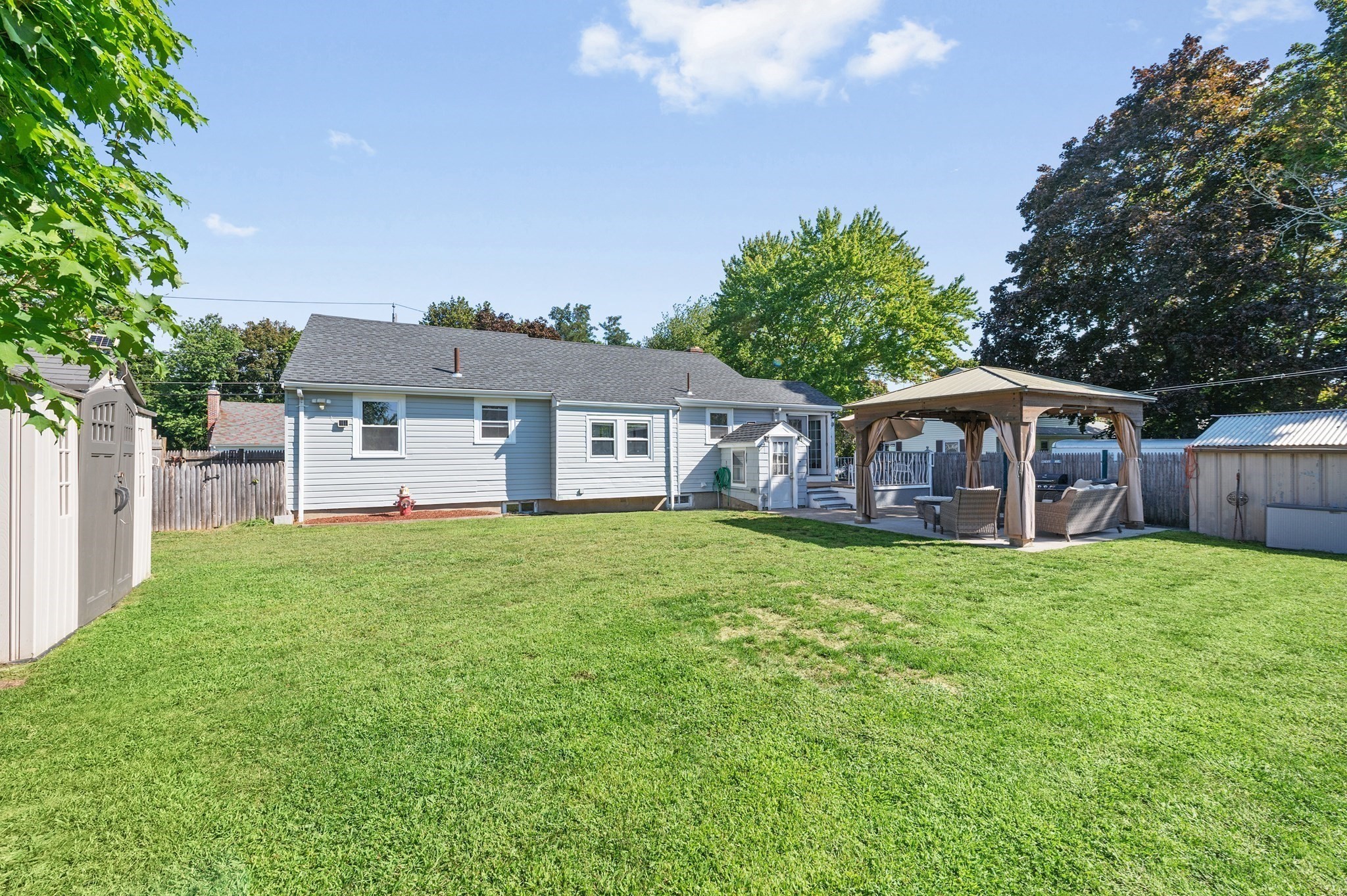 9 Fosters Ln Property Photo 16
