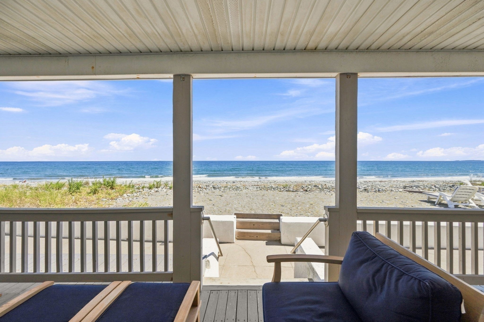 331 Beach Ave Property Photo 1