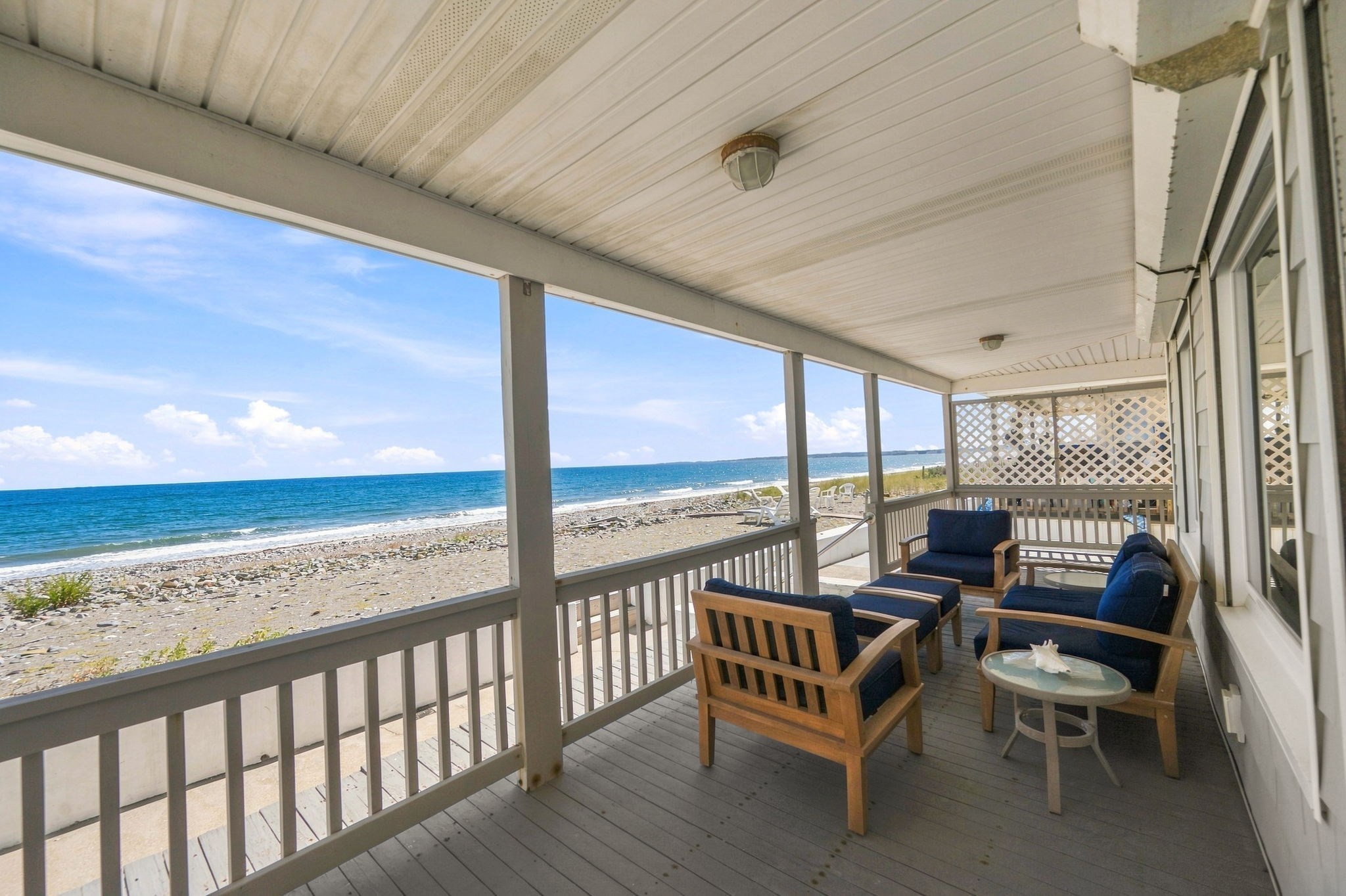 331 Beach Ave Property Photo 11