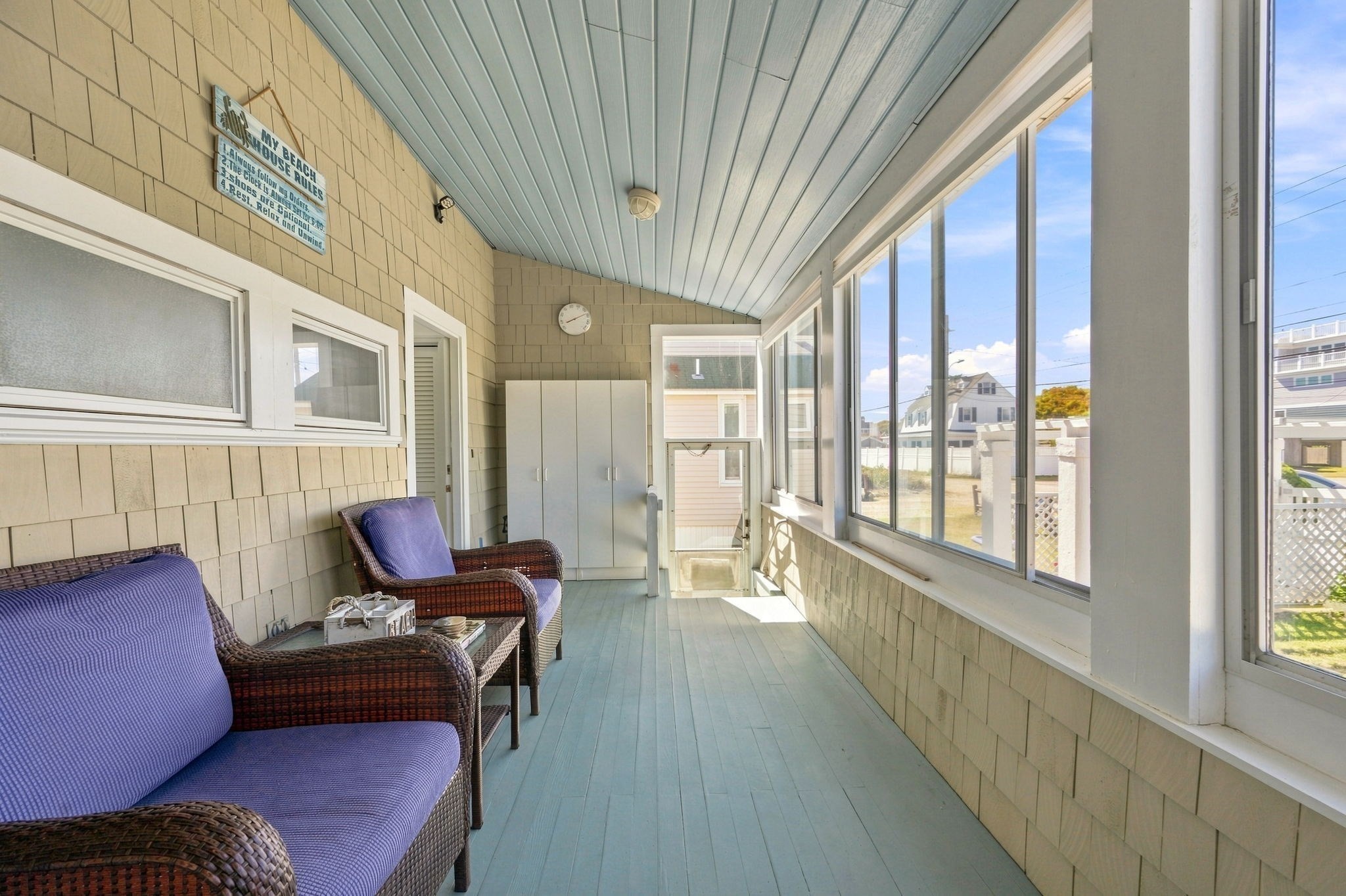 331 Beach Ave Property Photo 13
