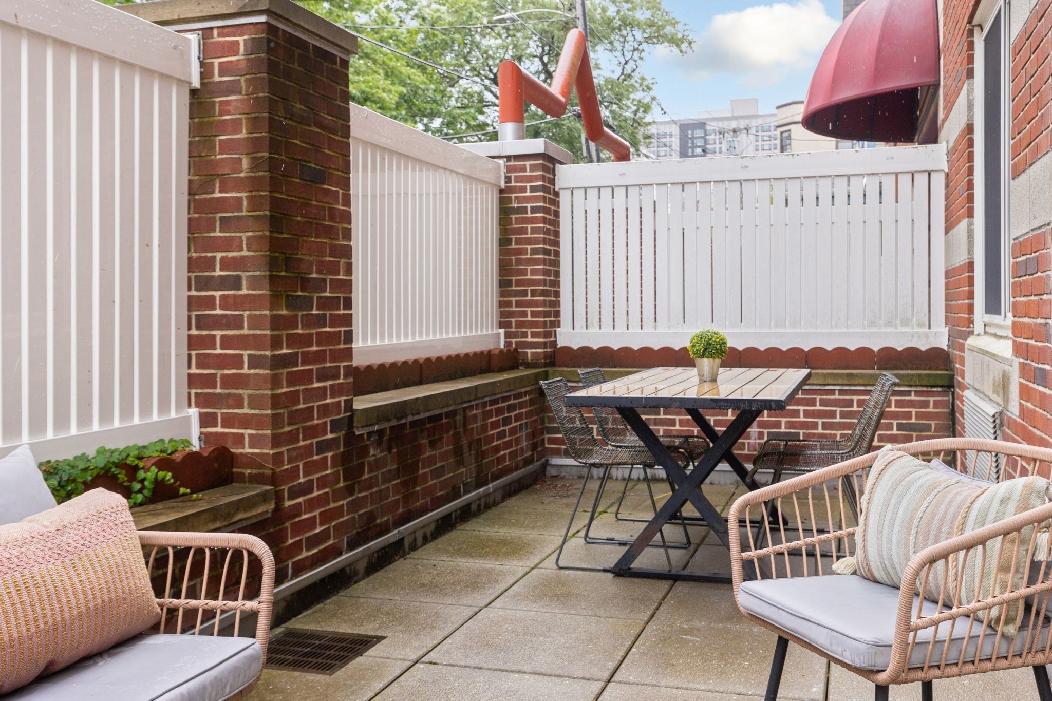 332 Franklin Street # 100 Property Photo 6