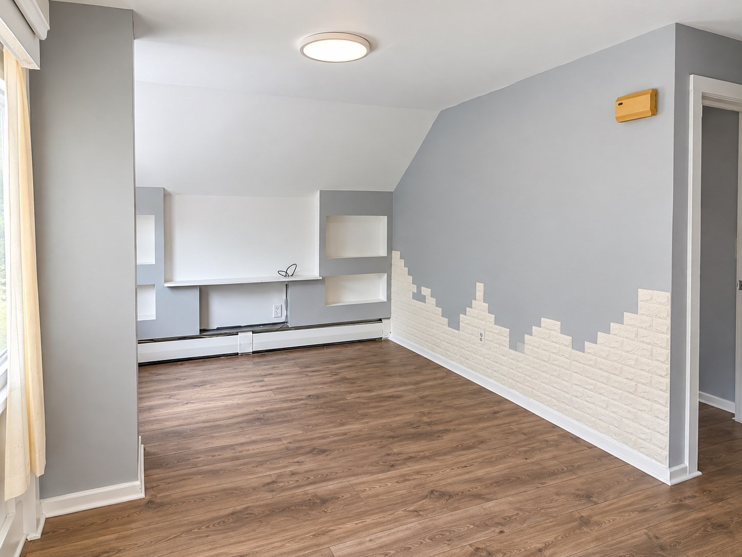 26 Sycamore St # 2s Property Photo 6