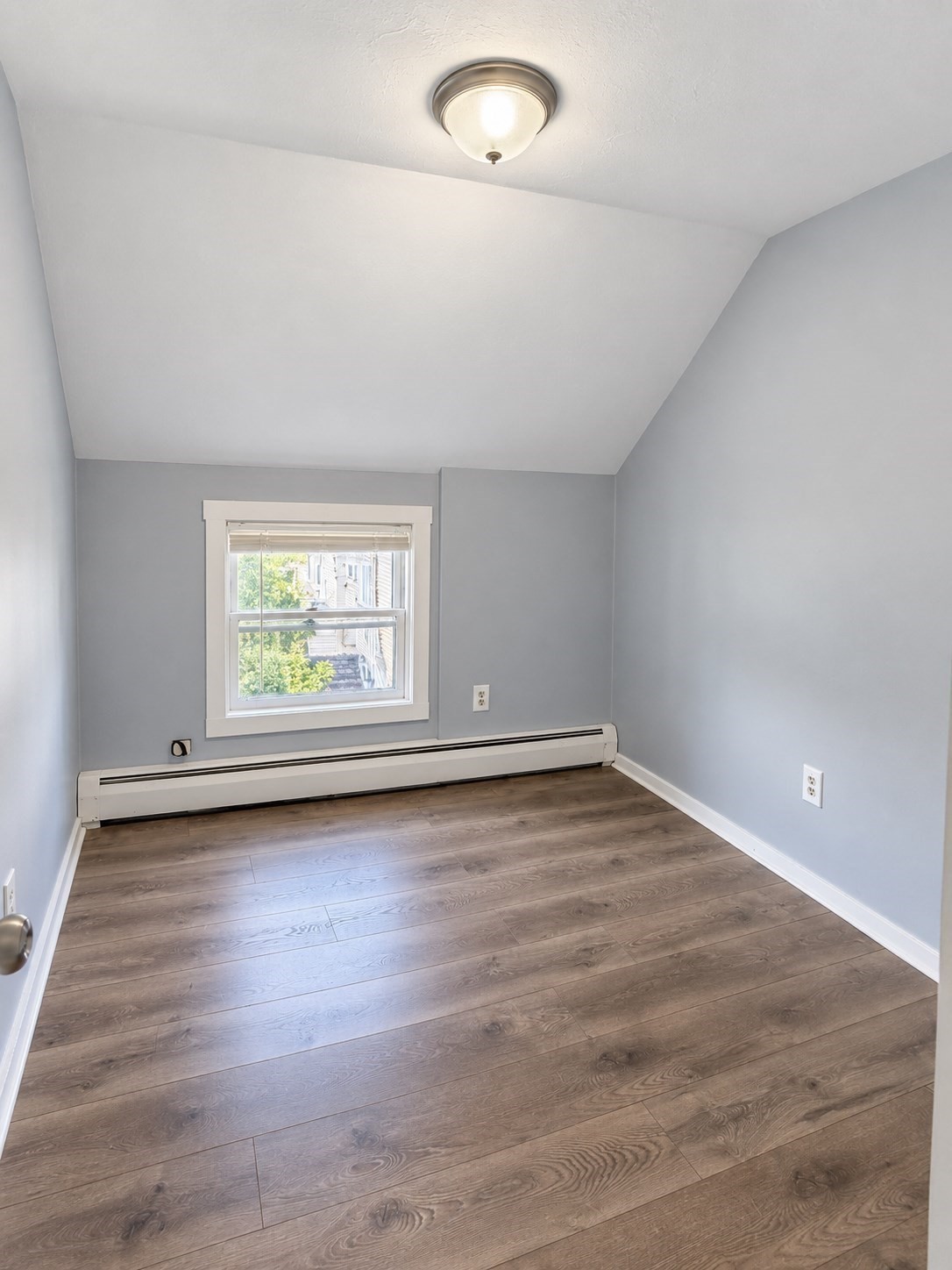 26 Sycamore St # 2s Property Photo 13