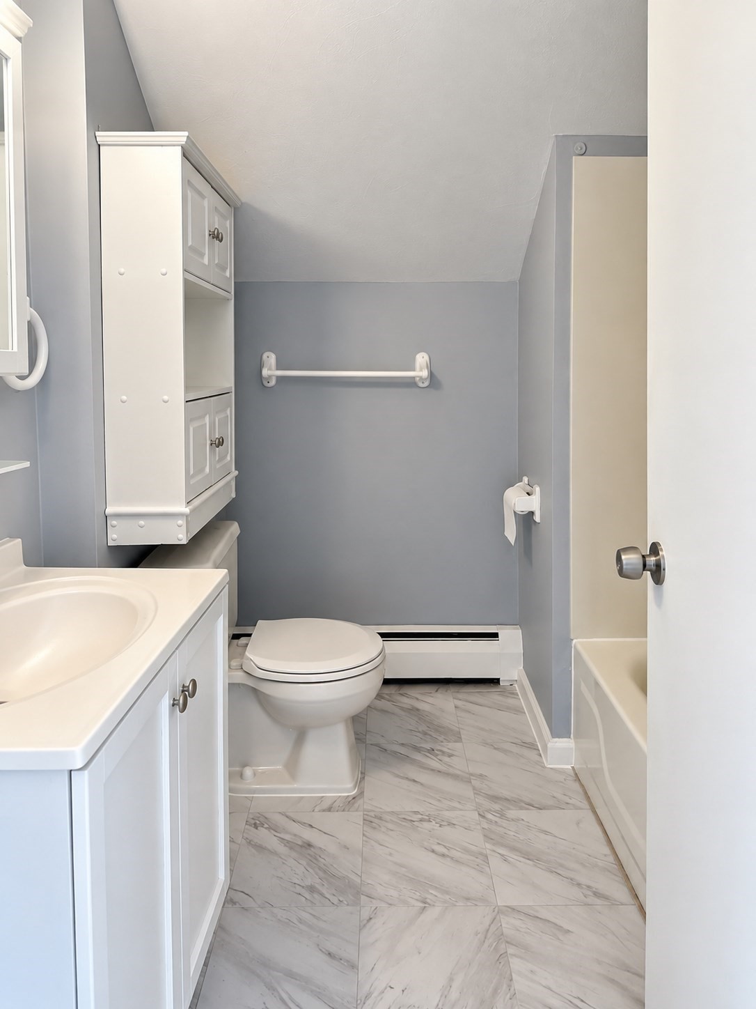 26 Sycamore St # 2s Property Photo 15