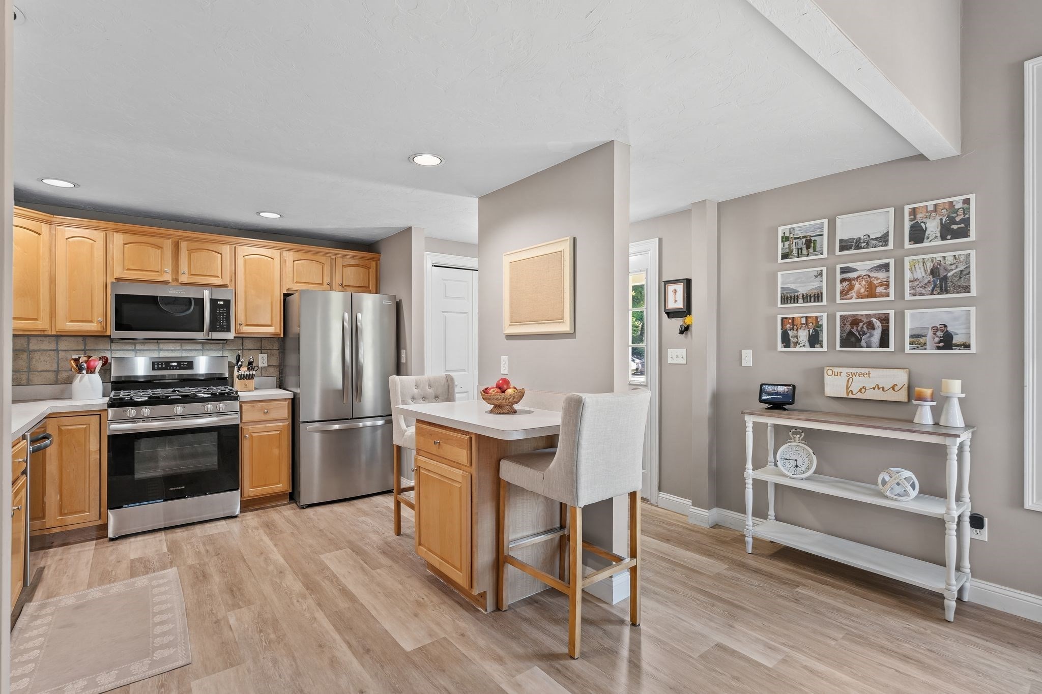 864 Brockton Ave # 864 Property Photo 11