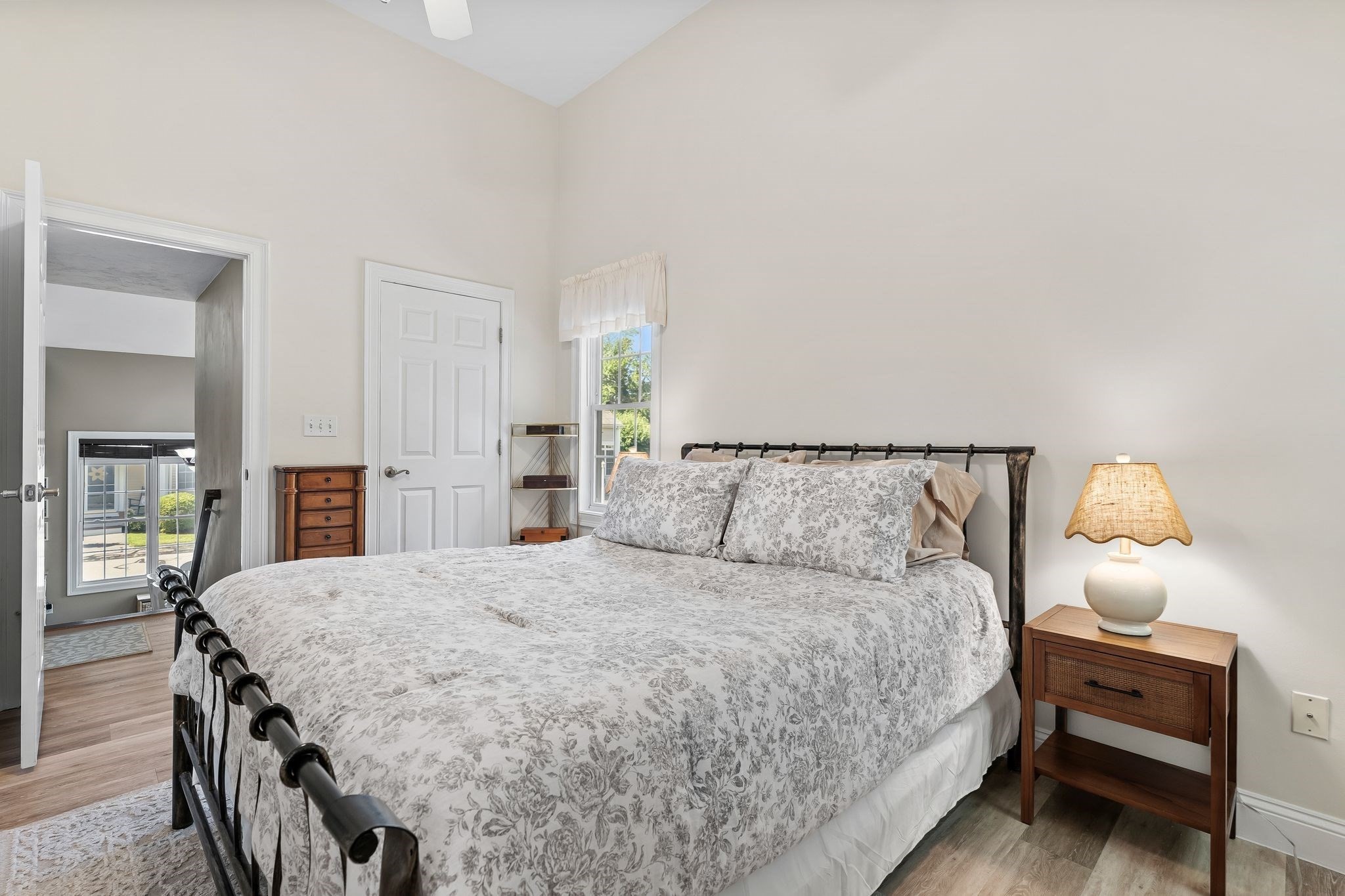 864 Brockton Ave # 864 Property Photo 19