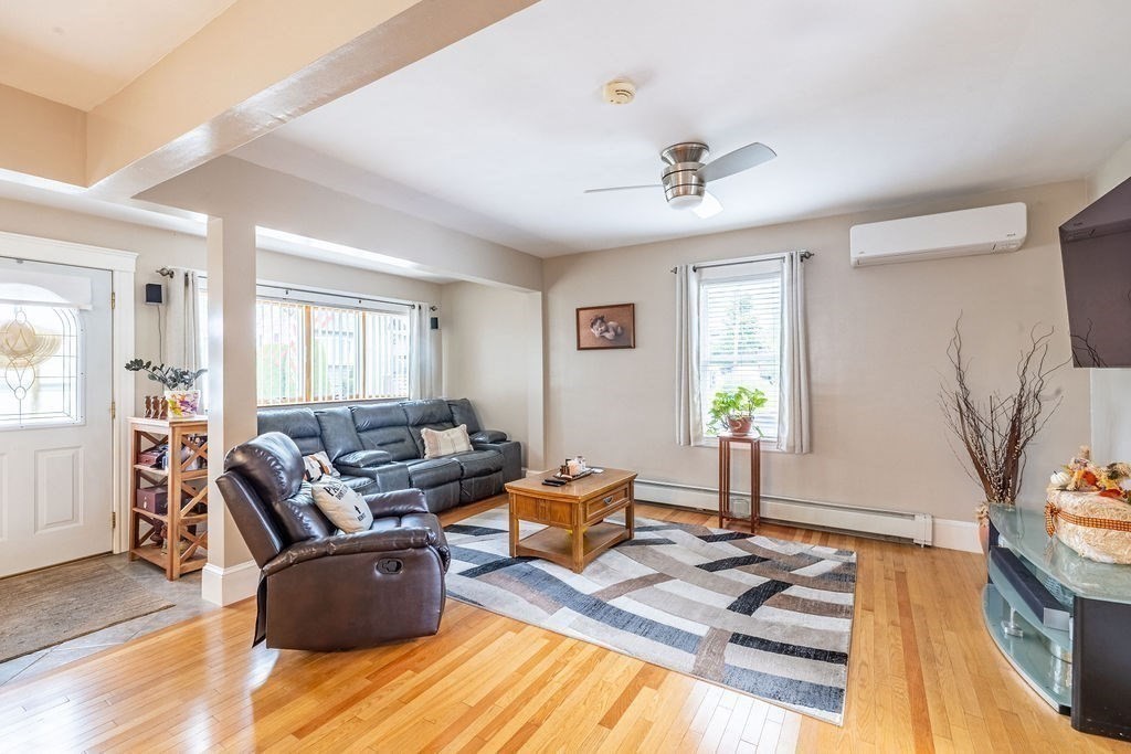 22 Harwood Street Property Photo 8