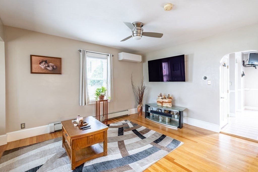 22 Harwood Street Property Photo 9