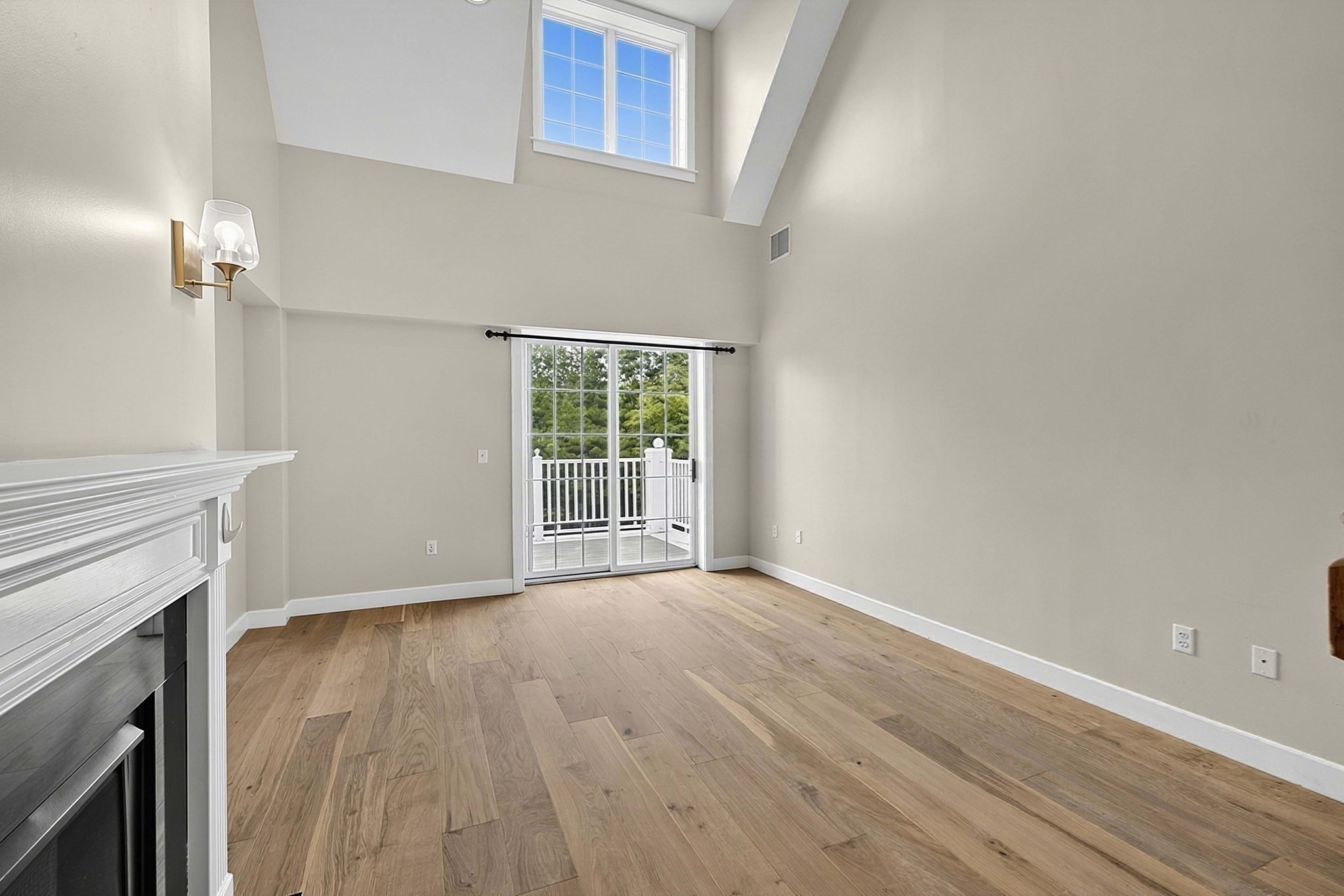 132 Chief Justice Cushing Hwy # 216 Property Photo 15