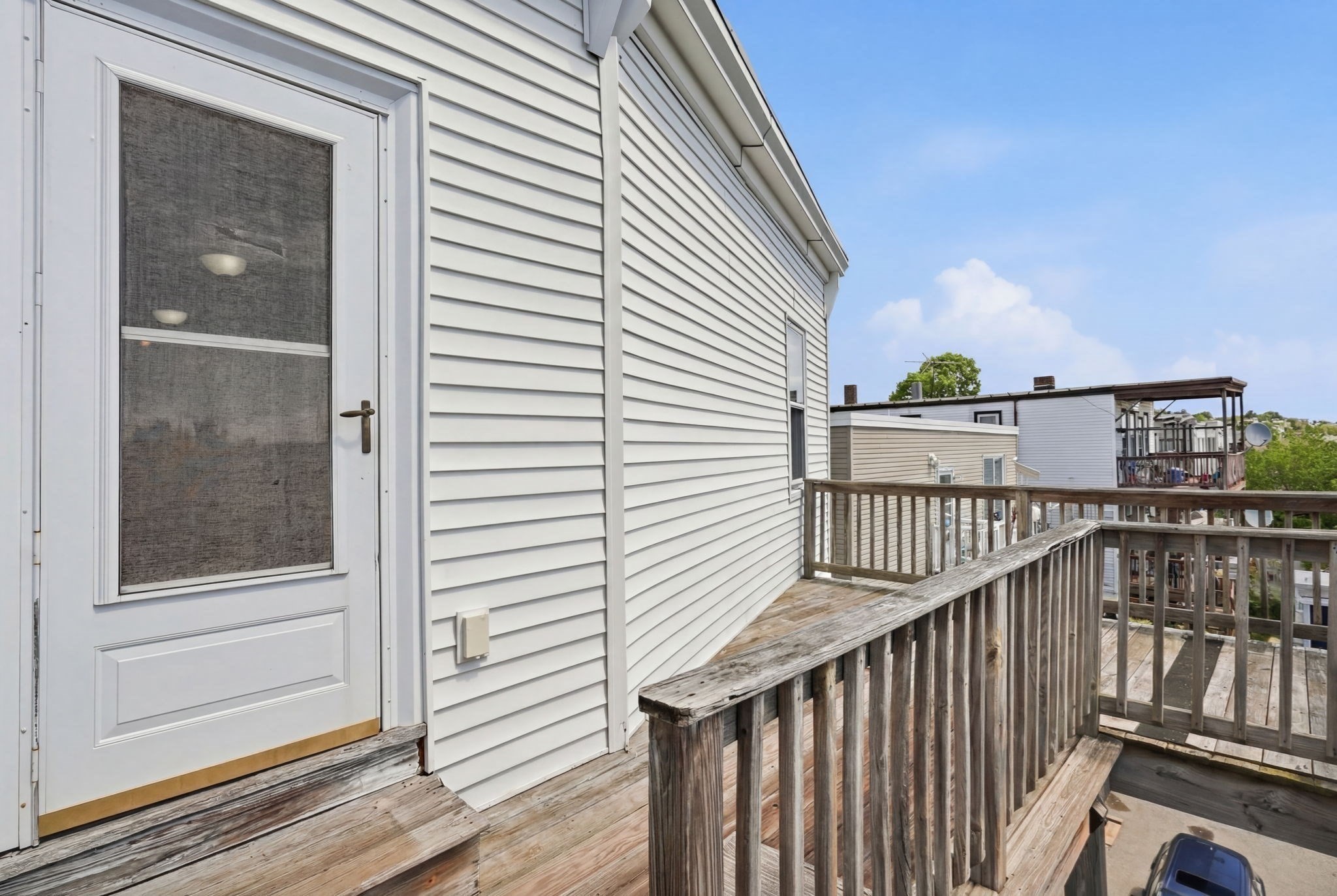 841 Saratoga St Property Photo 20