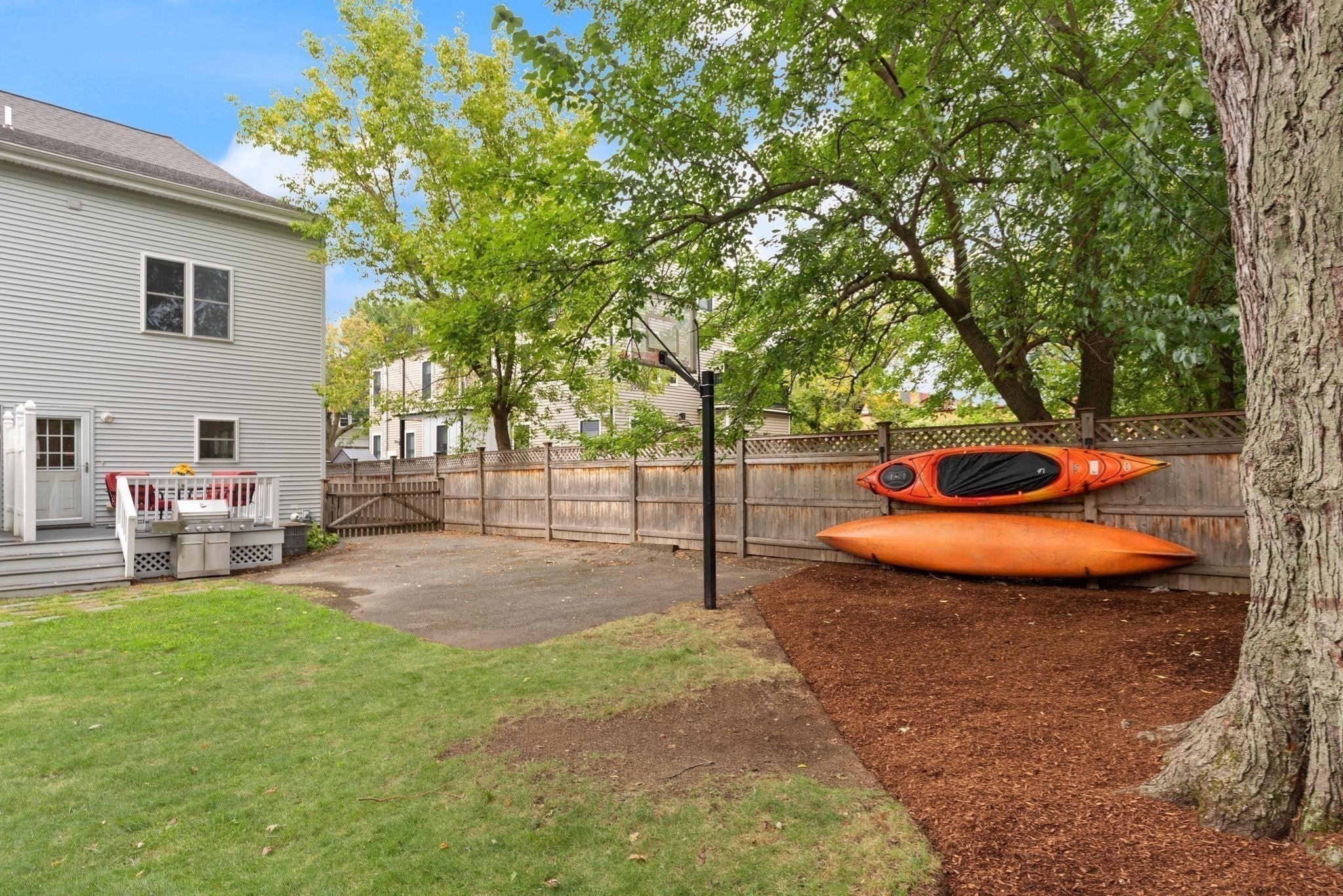 51 Wyman Ter # B Property Photo 31