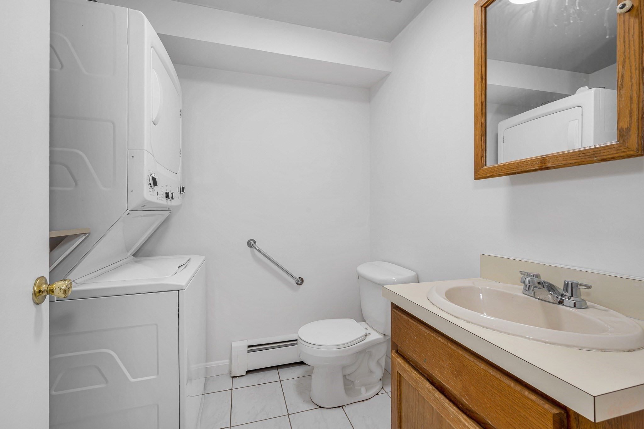 74 Roper St # F Property Photo 6