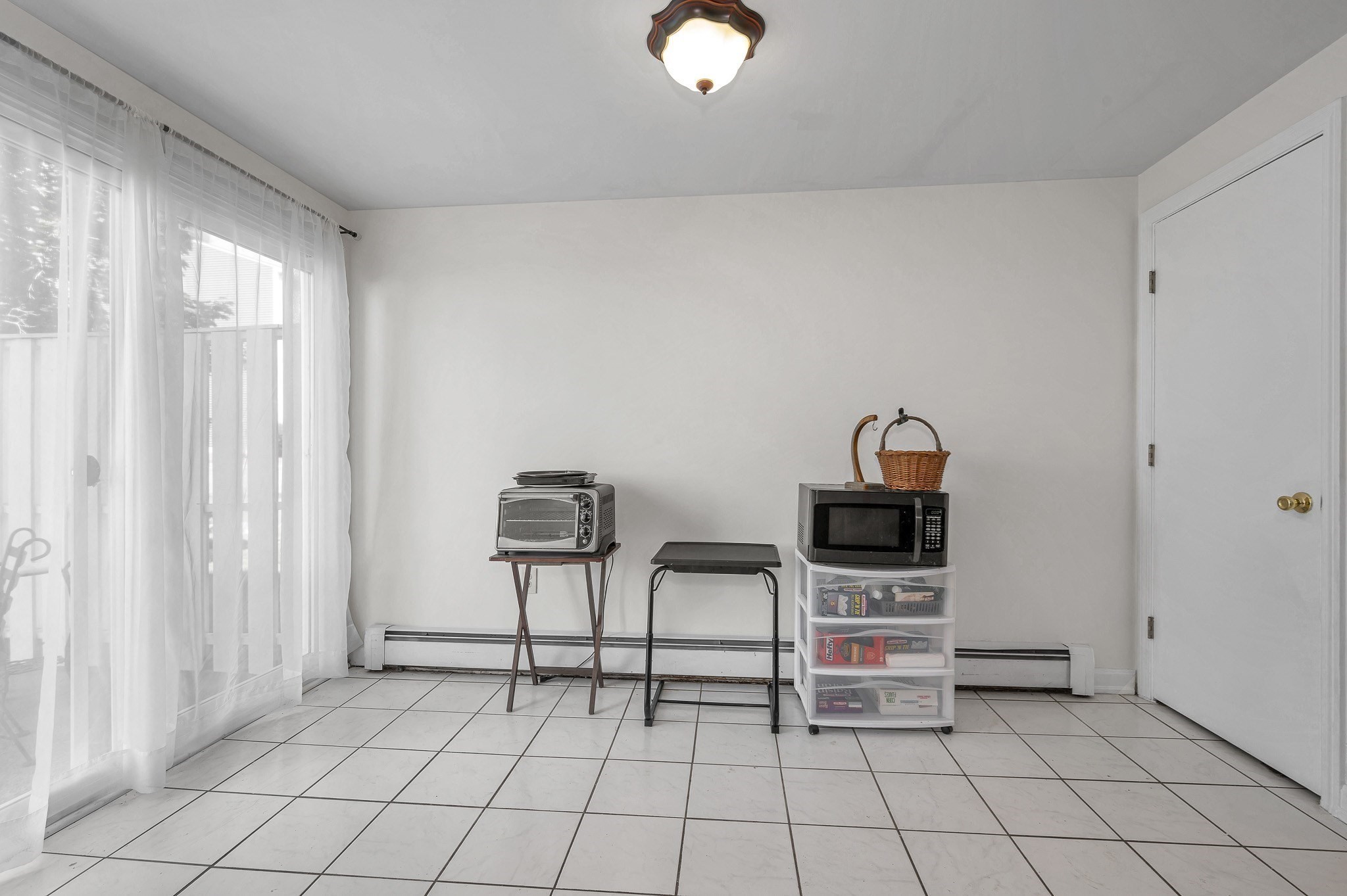 74 Roper St # F Property Photo 10