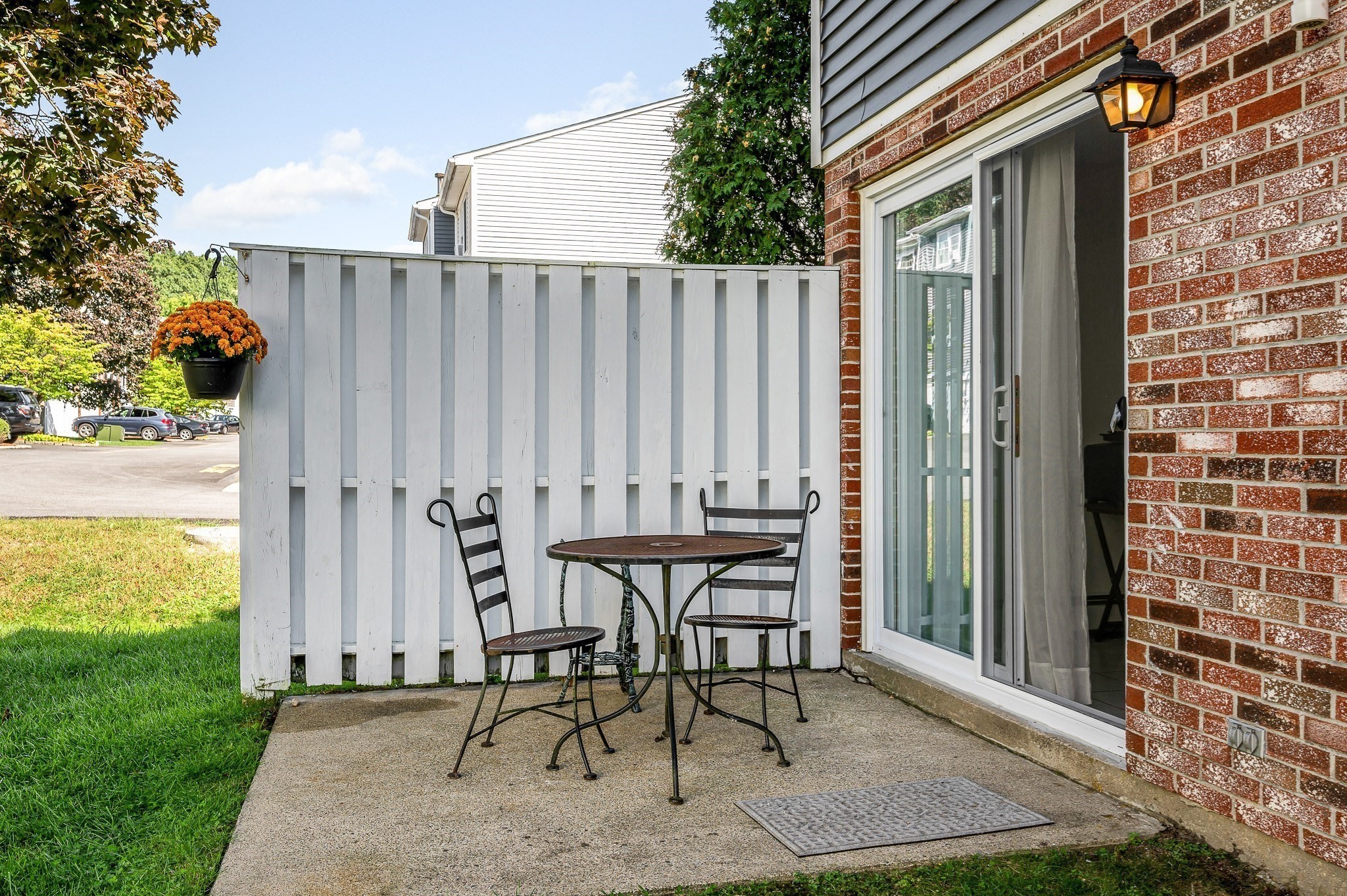 74 Roper St # F Property Photo 19