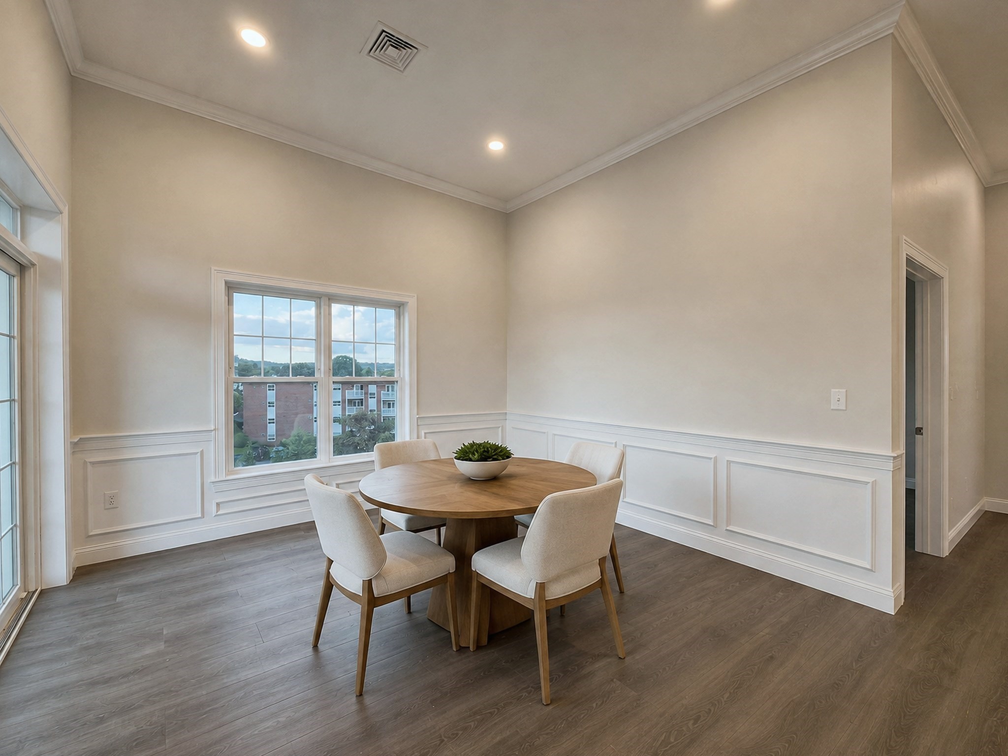 320 Middlesex Ave # A402 Property Photo 13